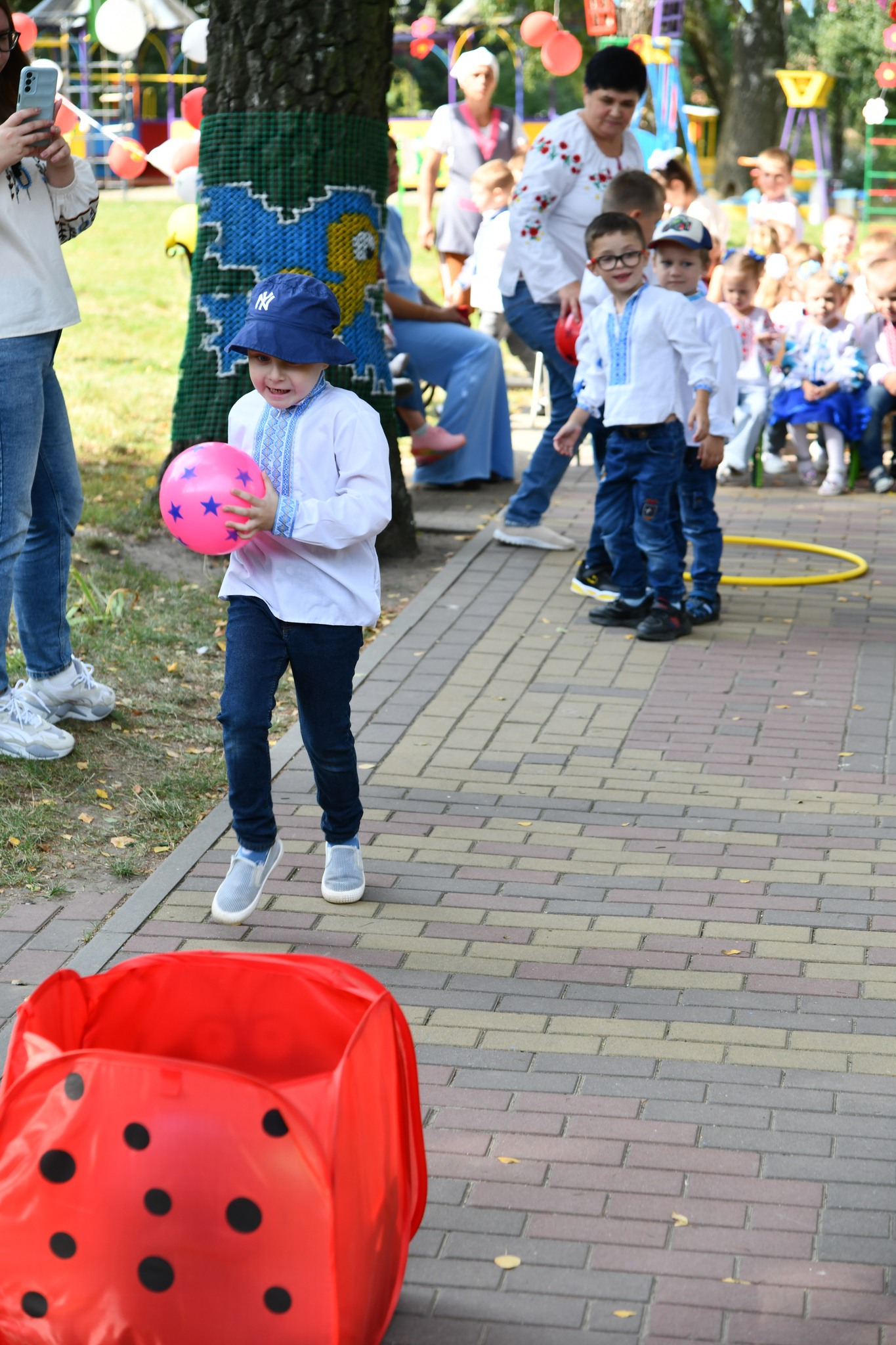 Фото без опису