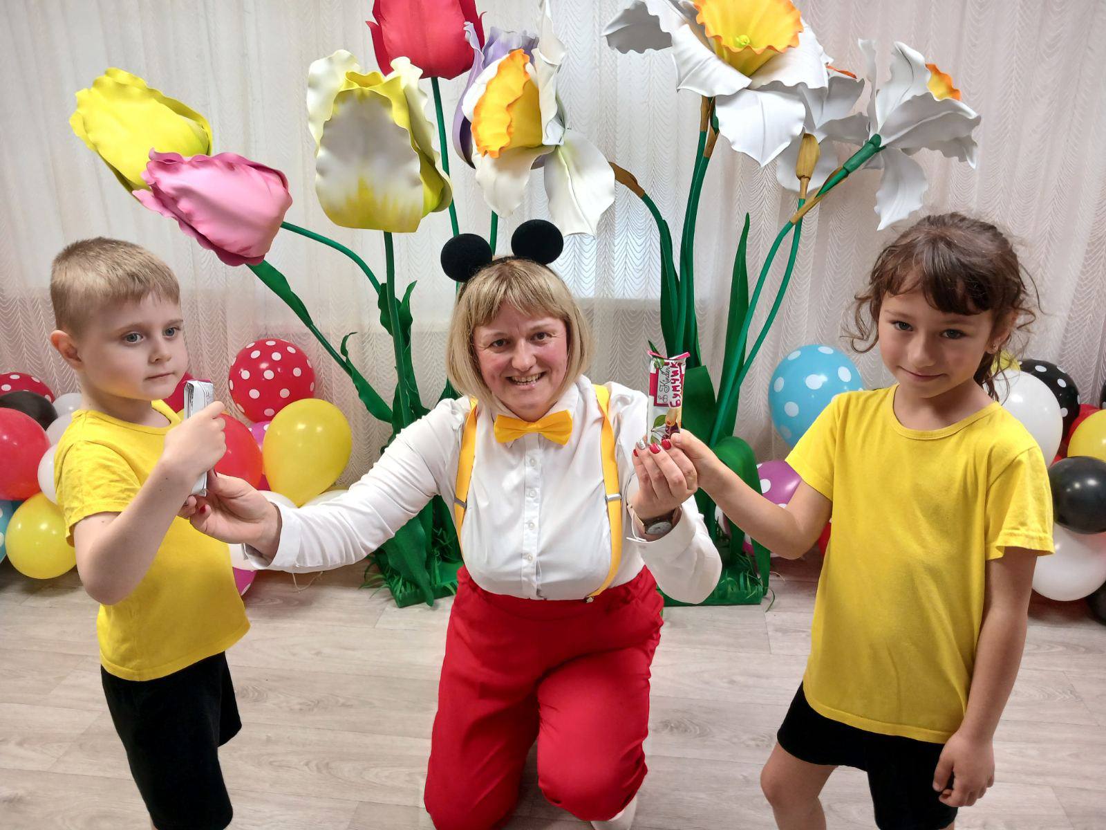 Фото без опису