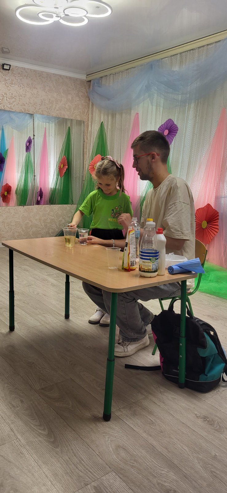 Фото без опису