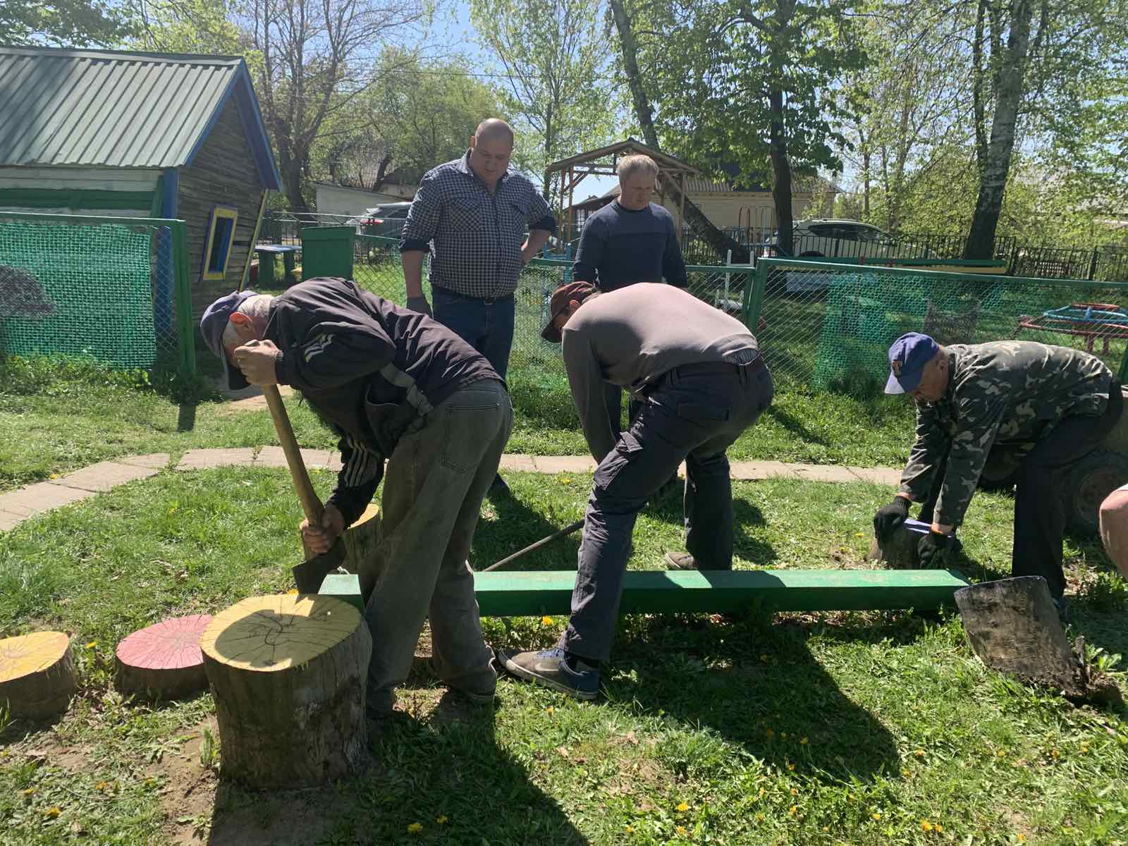 Фото без опису