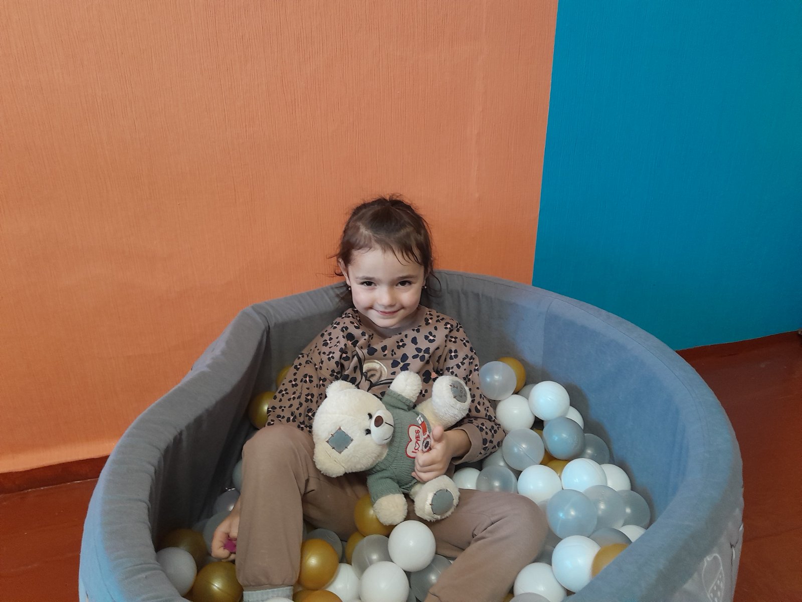 Фото без опису