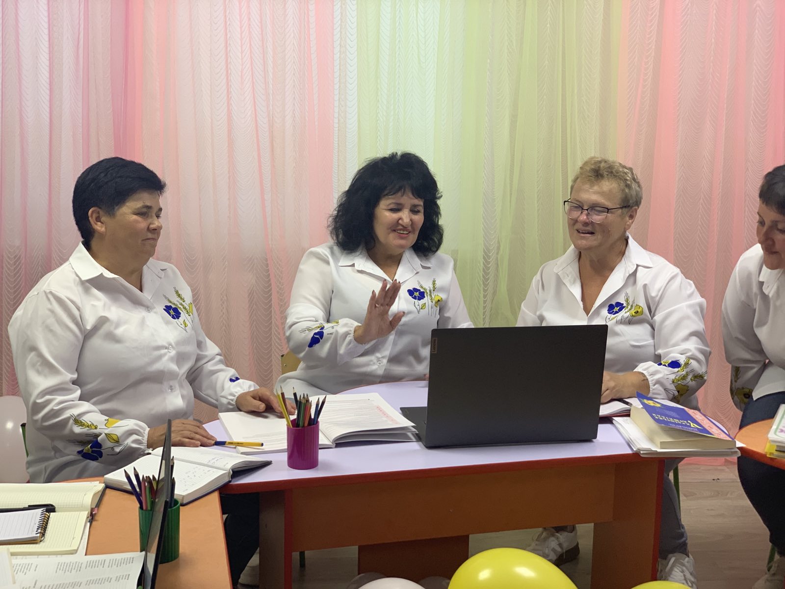 Фото без опису