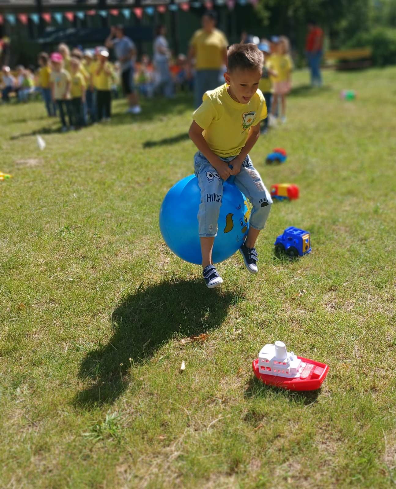 Фото без опису