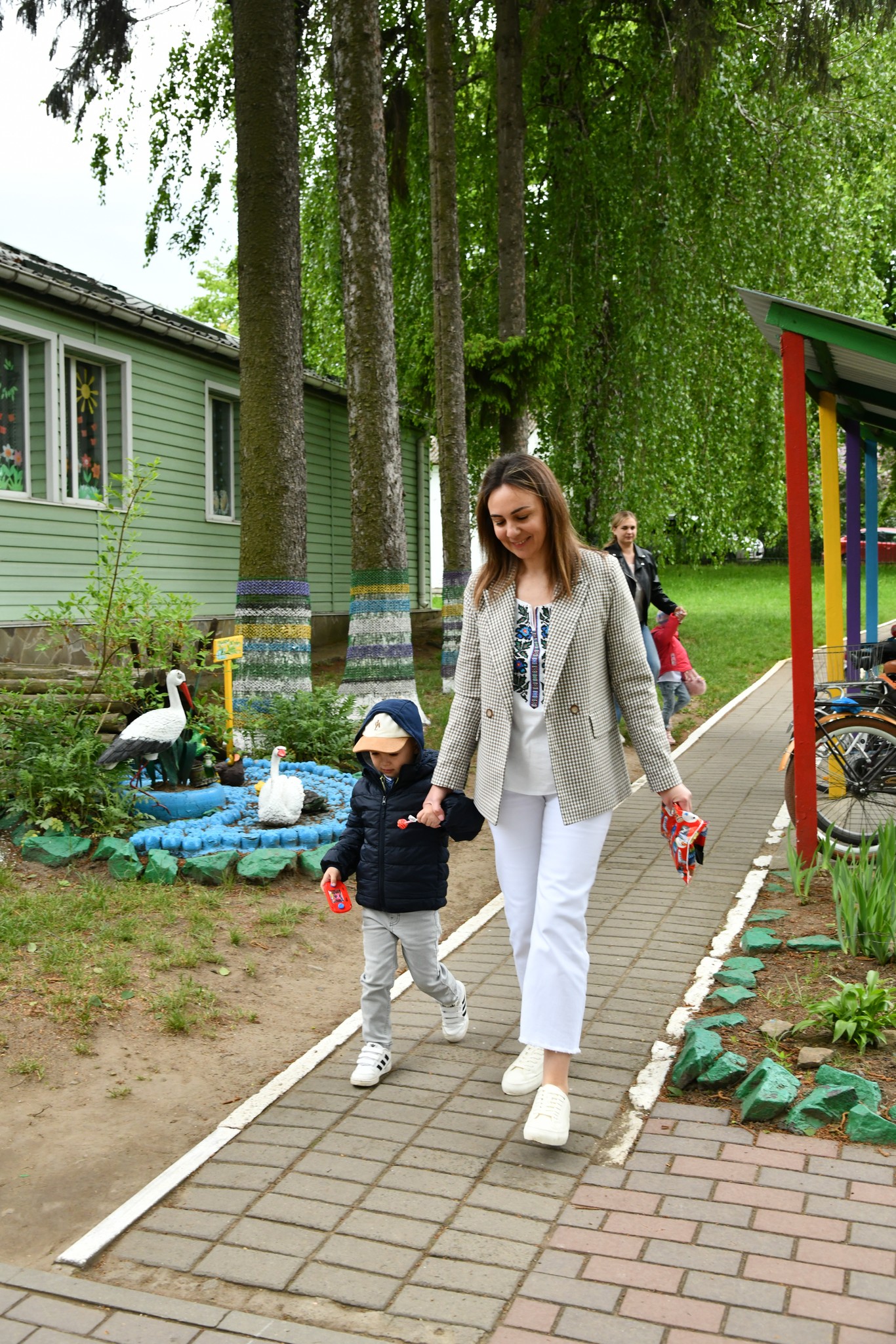 Фото без опису