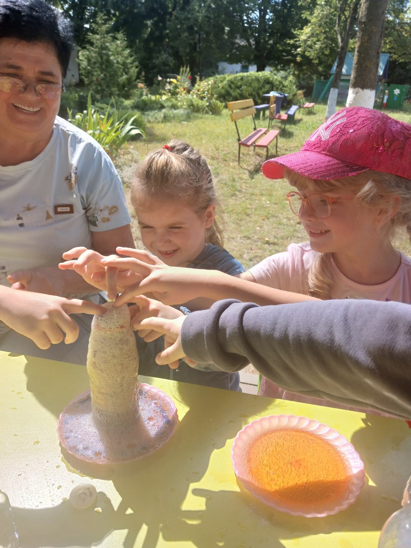 Фото без опису