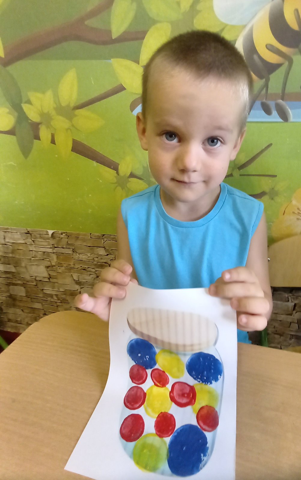 Фото без опису