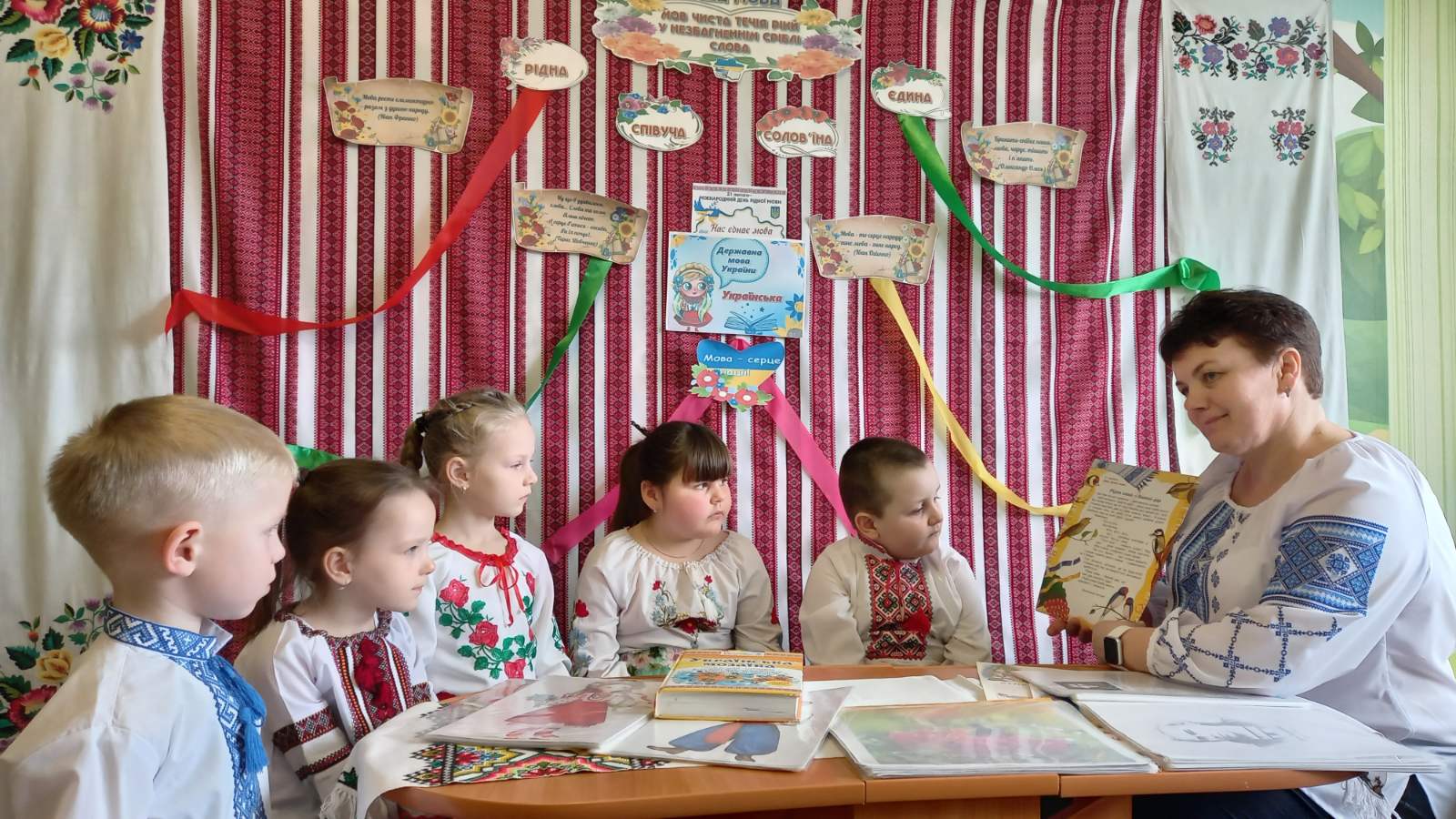 Фото без опису