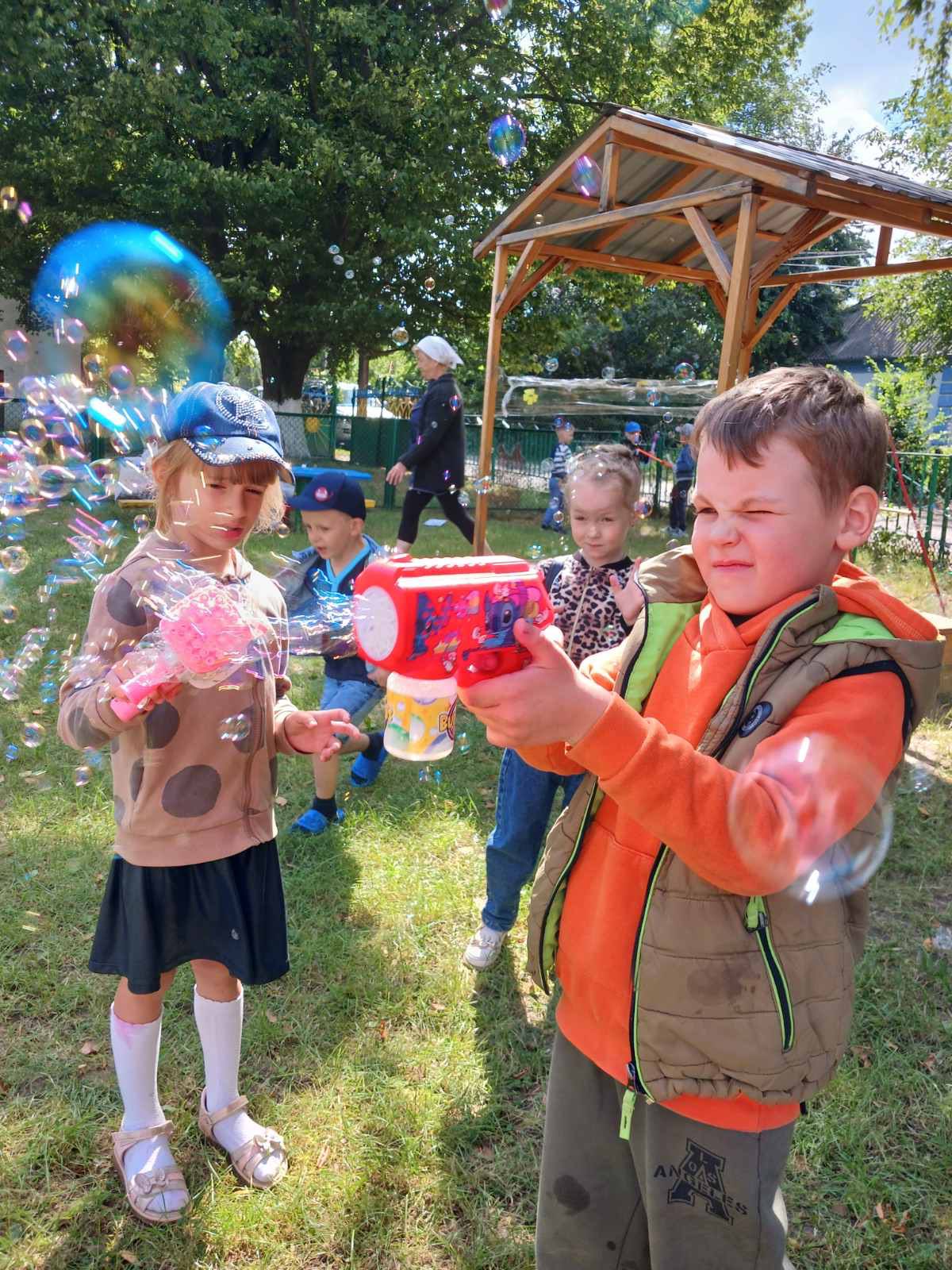 Фото без опису