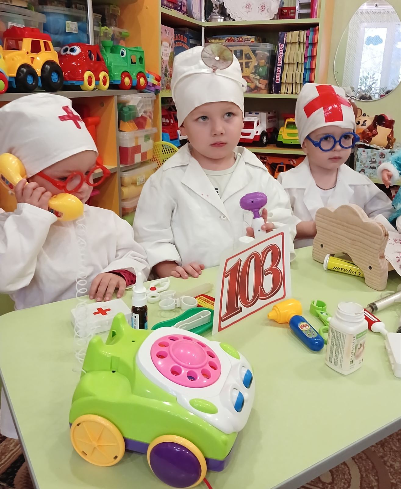 Фото без опису