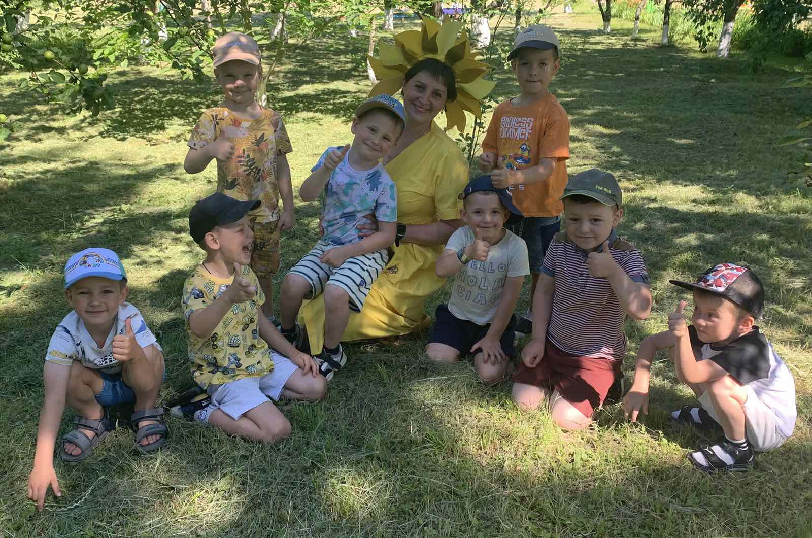 Фото без опису