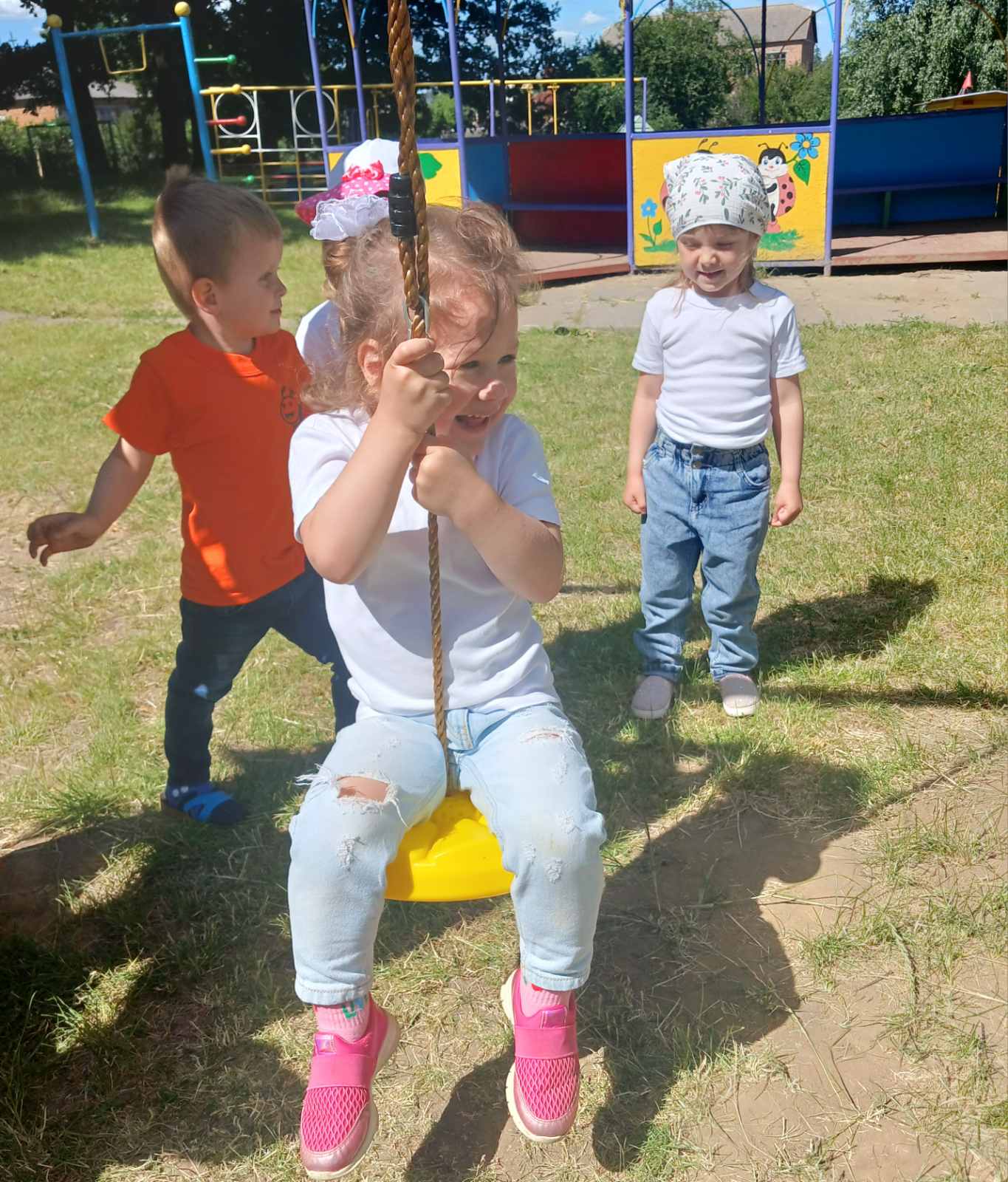 Фото без опису