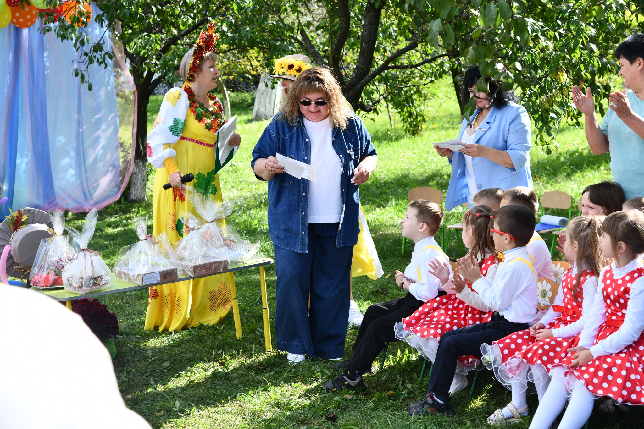 Фото без опису