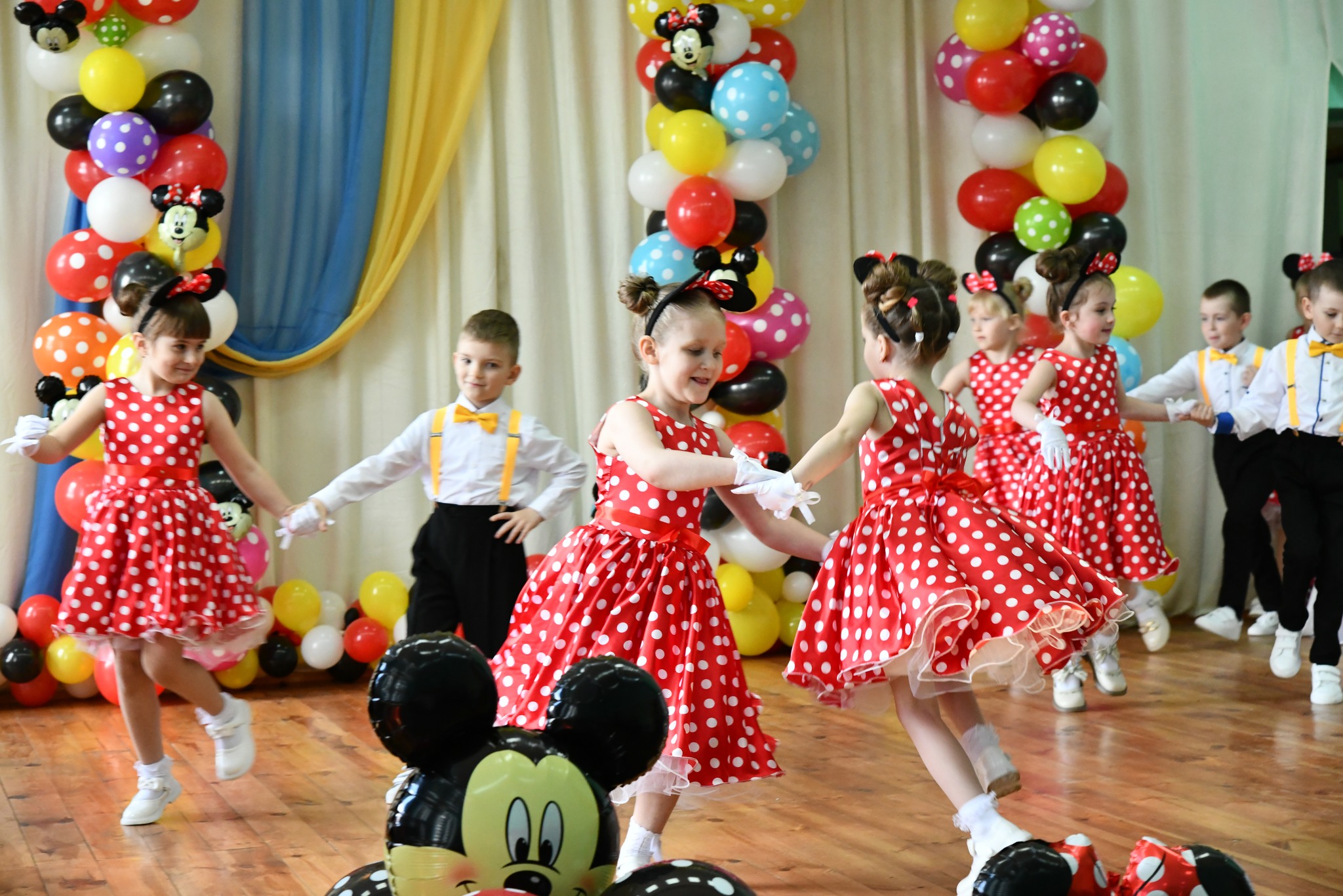 Фото без опису