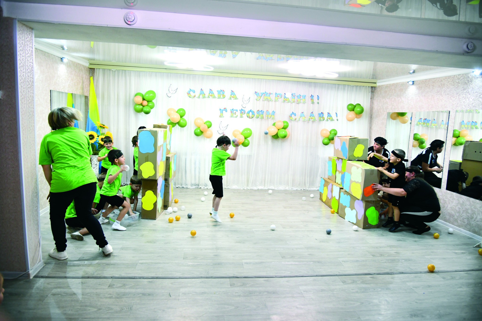 Фото без опису