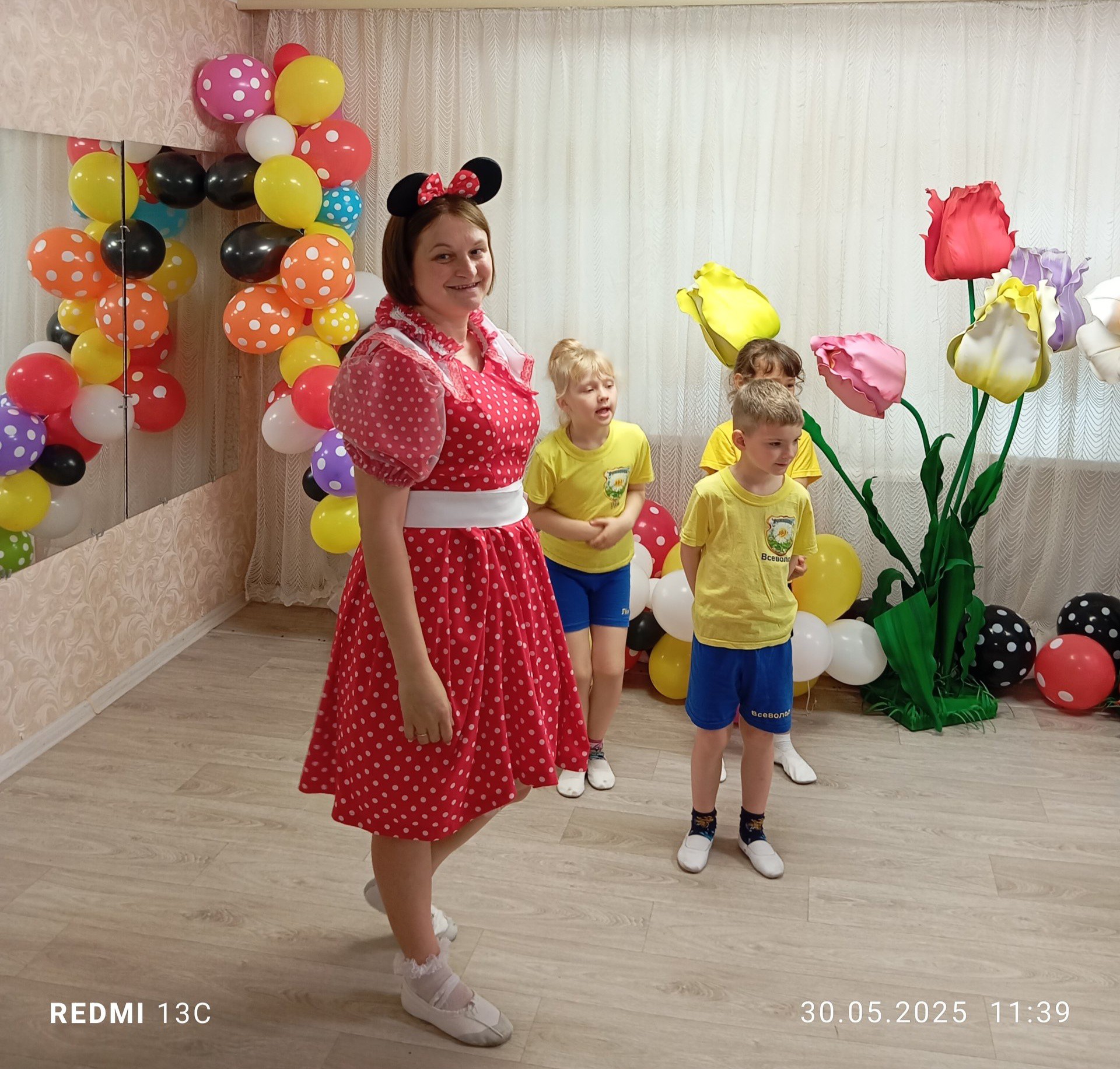 Фото без опису