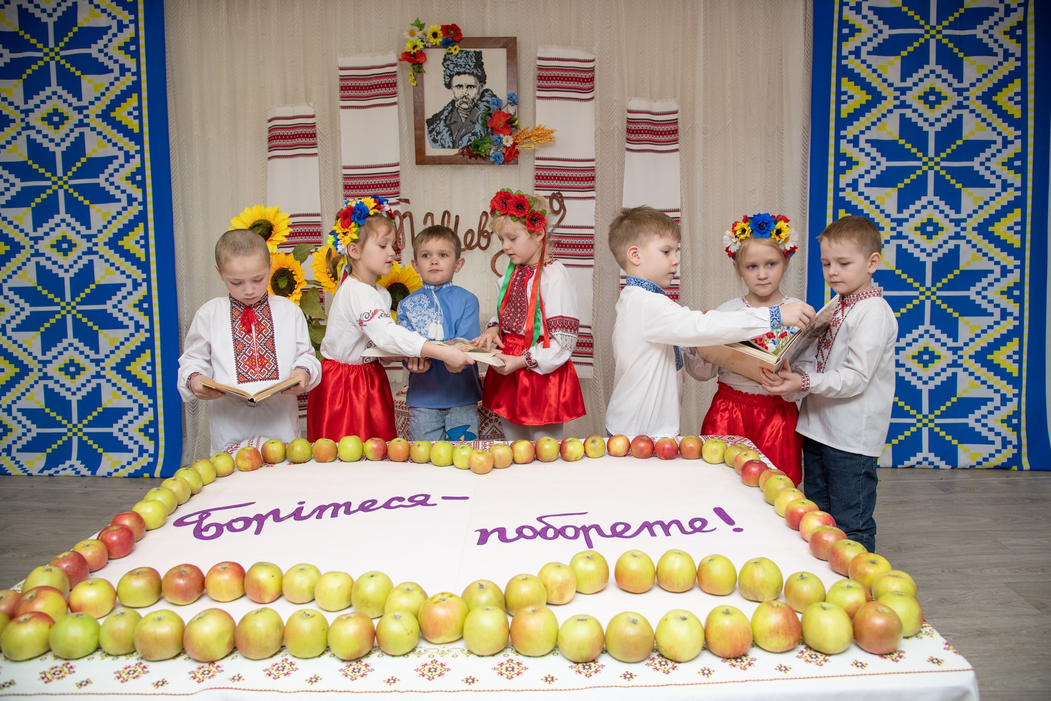 Фото без опису