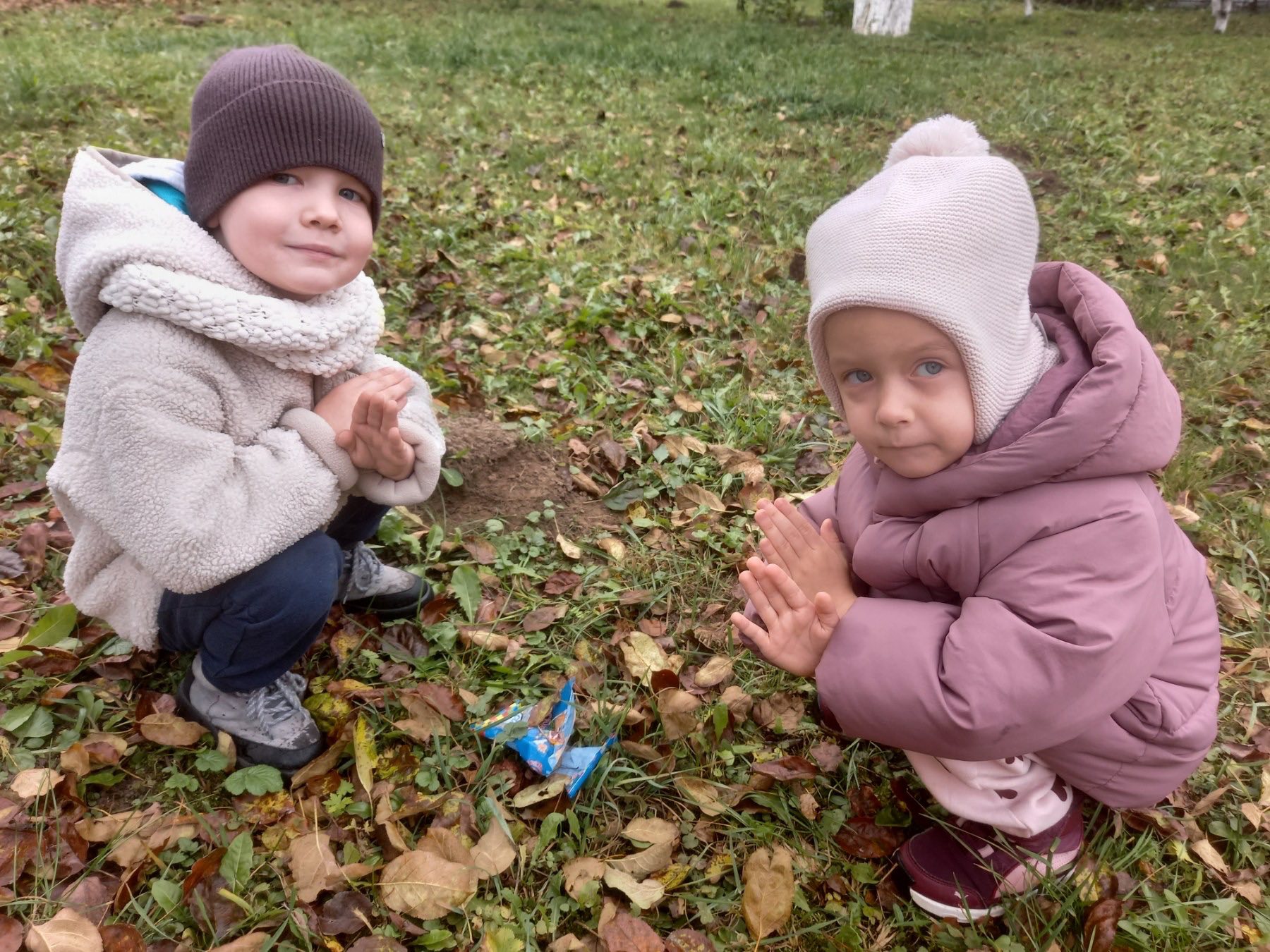 Фото без опису