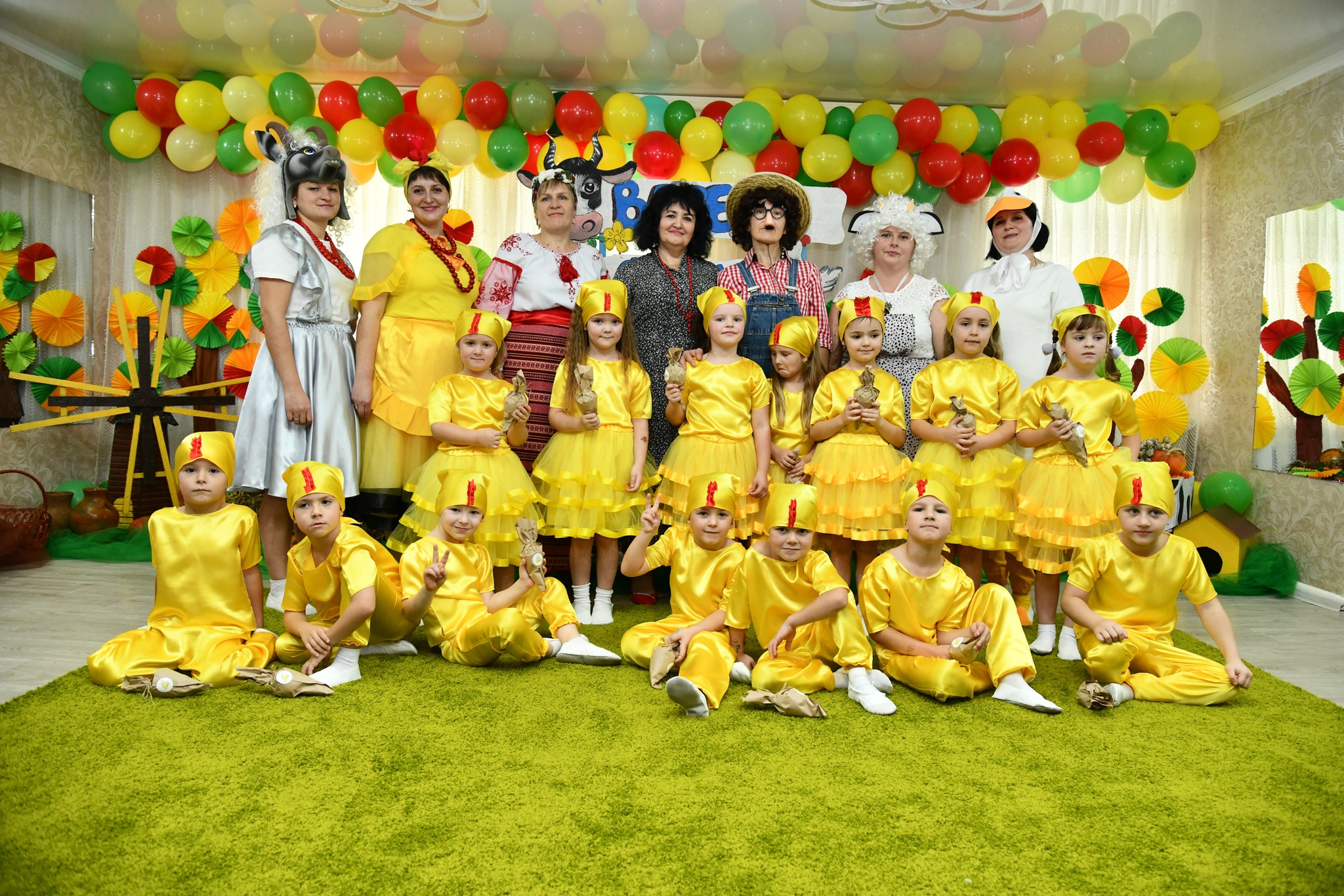 Фото без опису