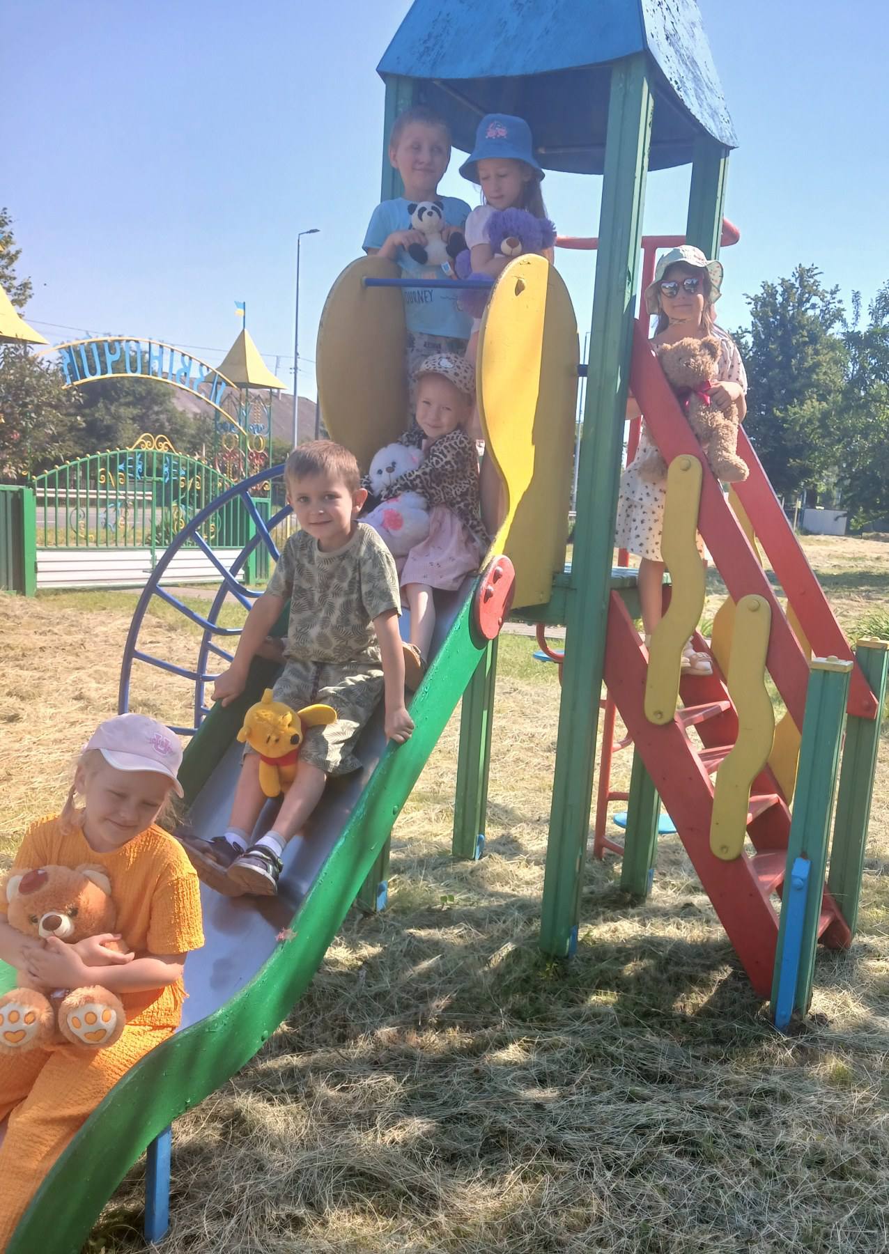 Фото без опису