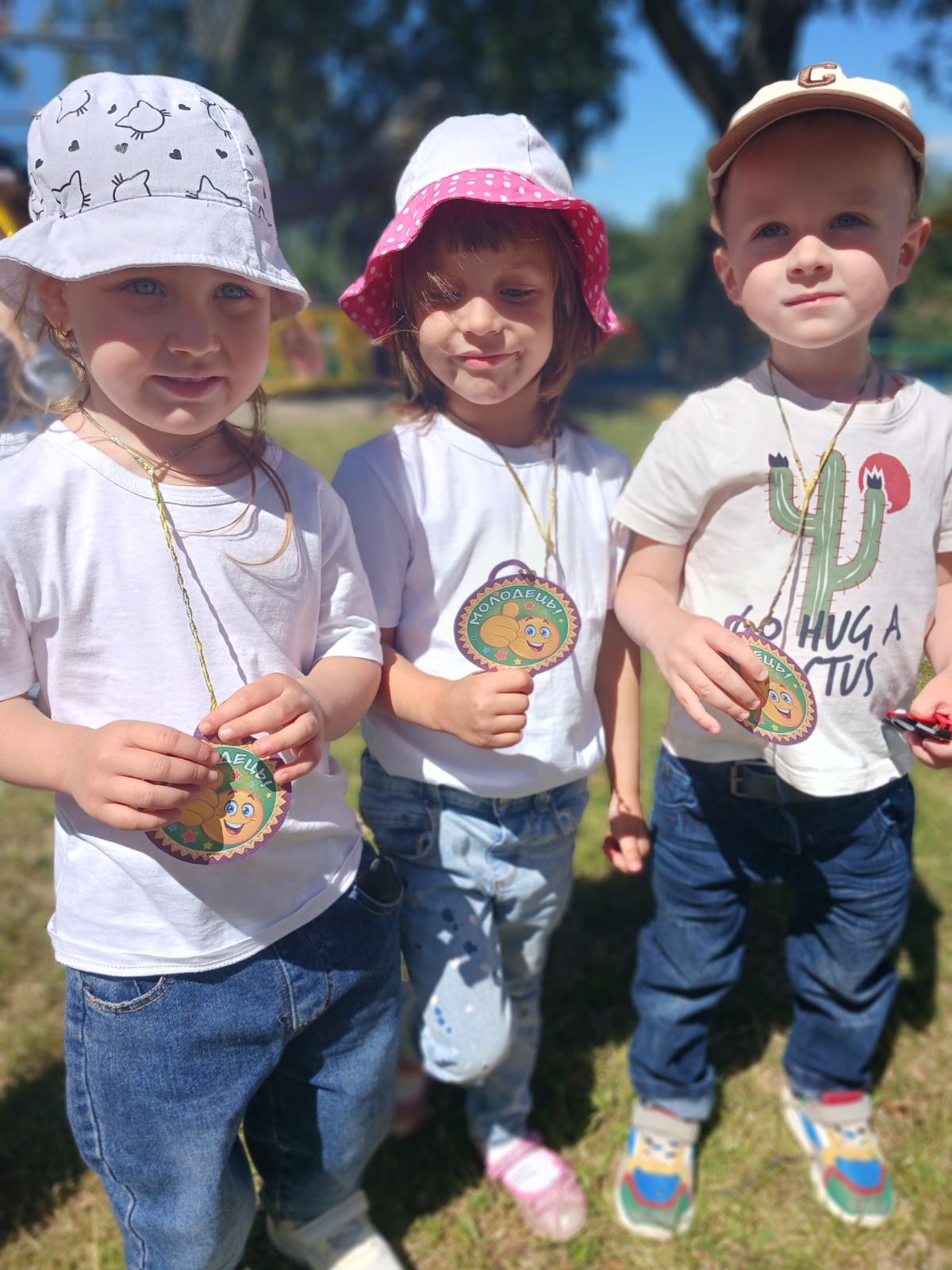 Фото без опису