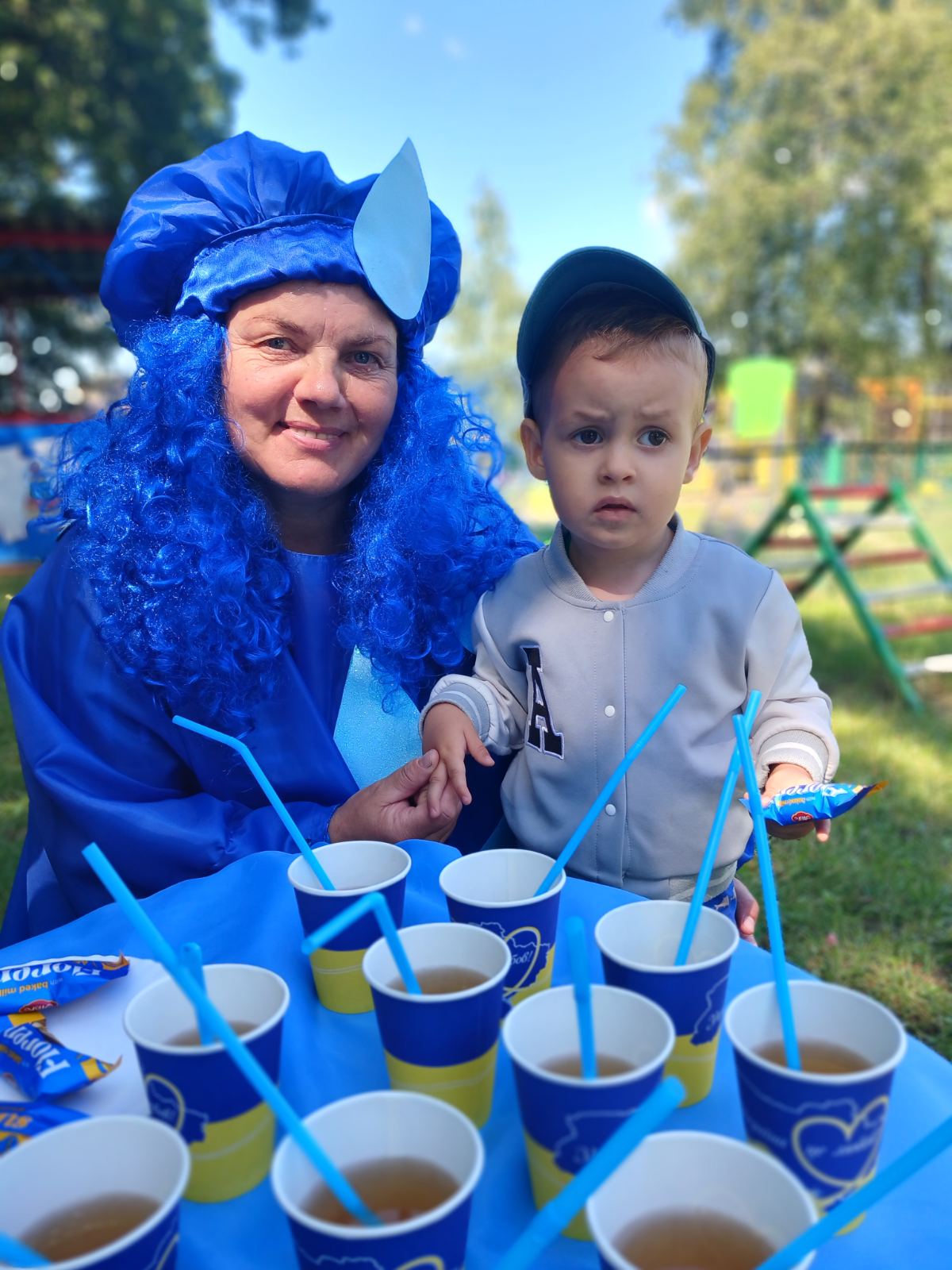 Фото без опису