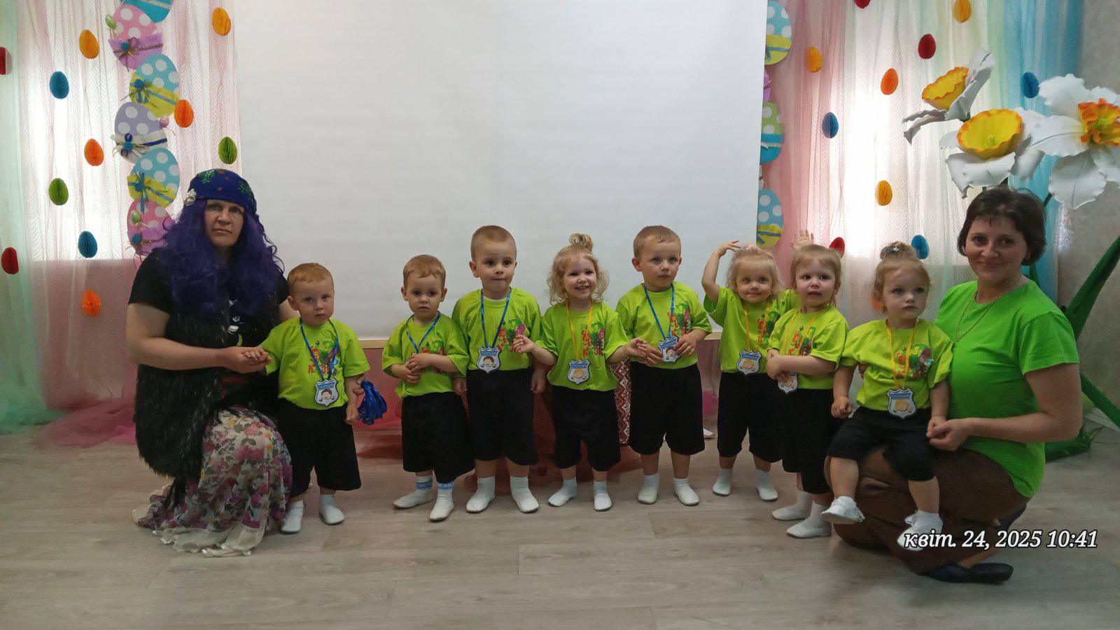 Фото без опису