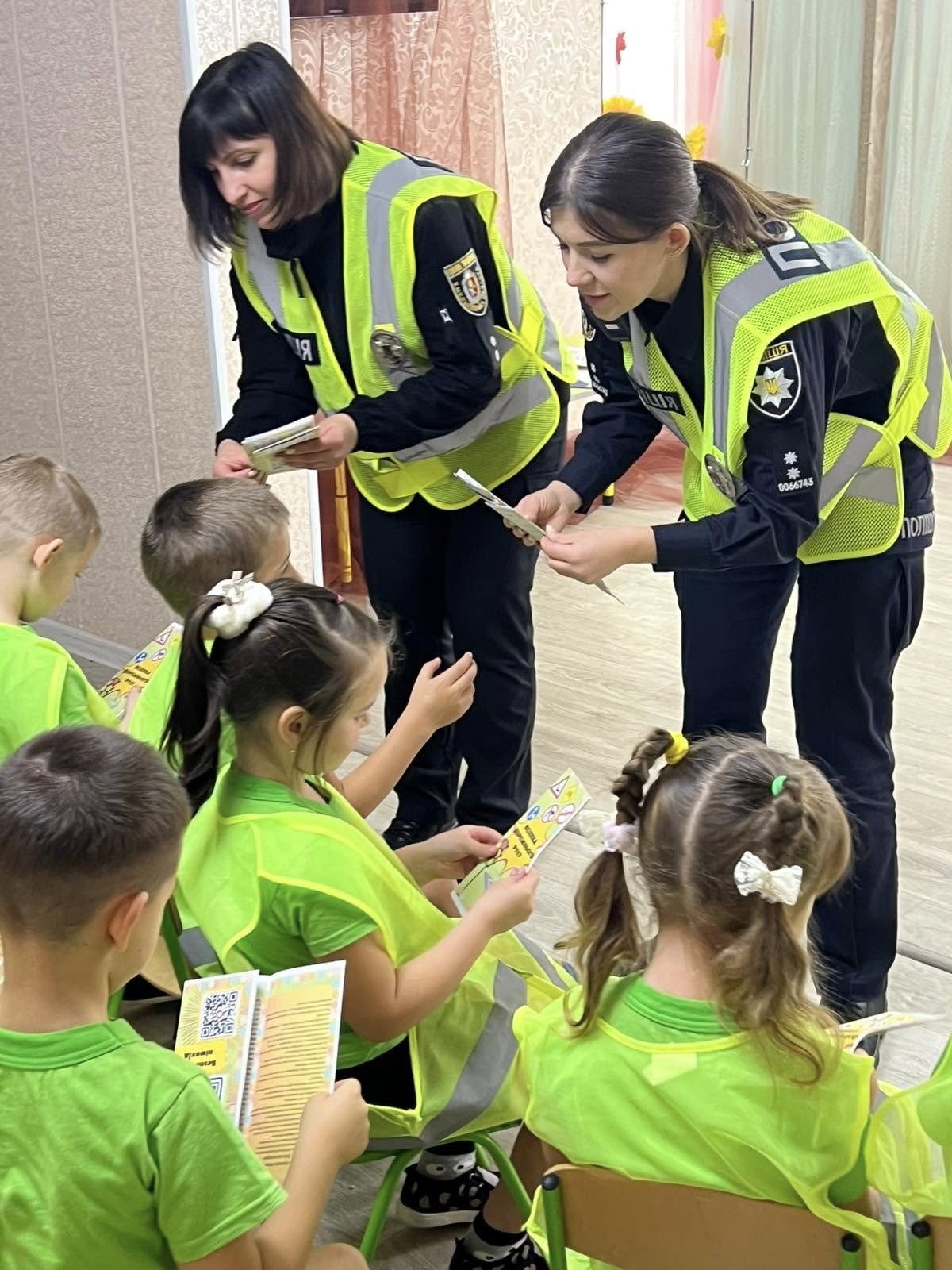 Фото без опису