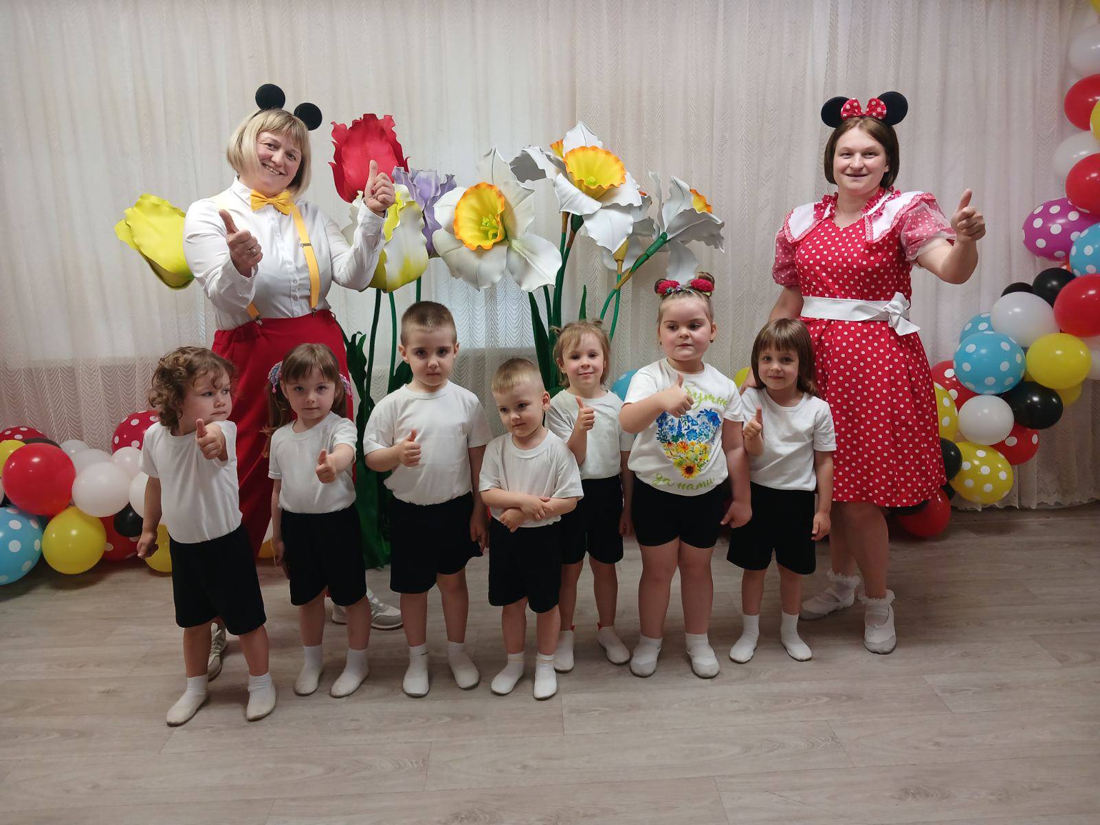 Фото без опису