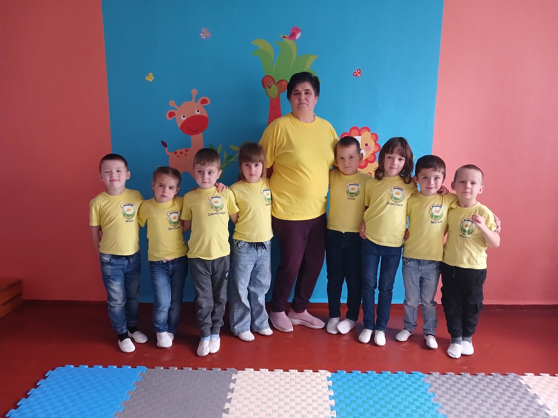 Фото без опису