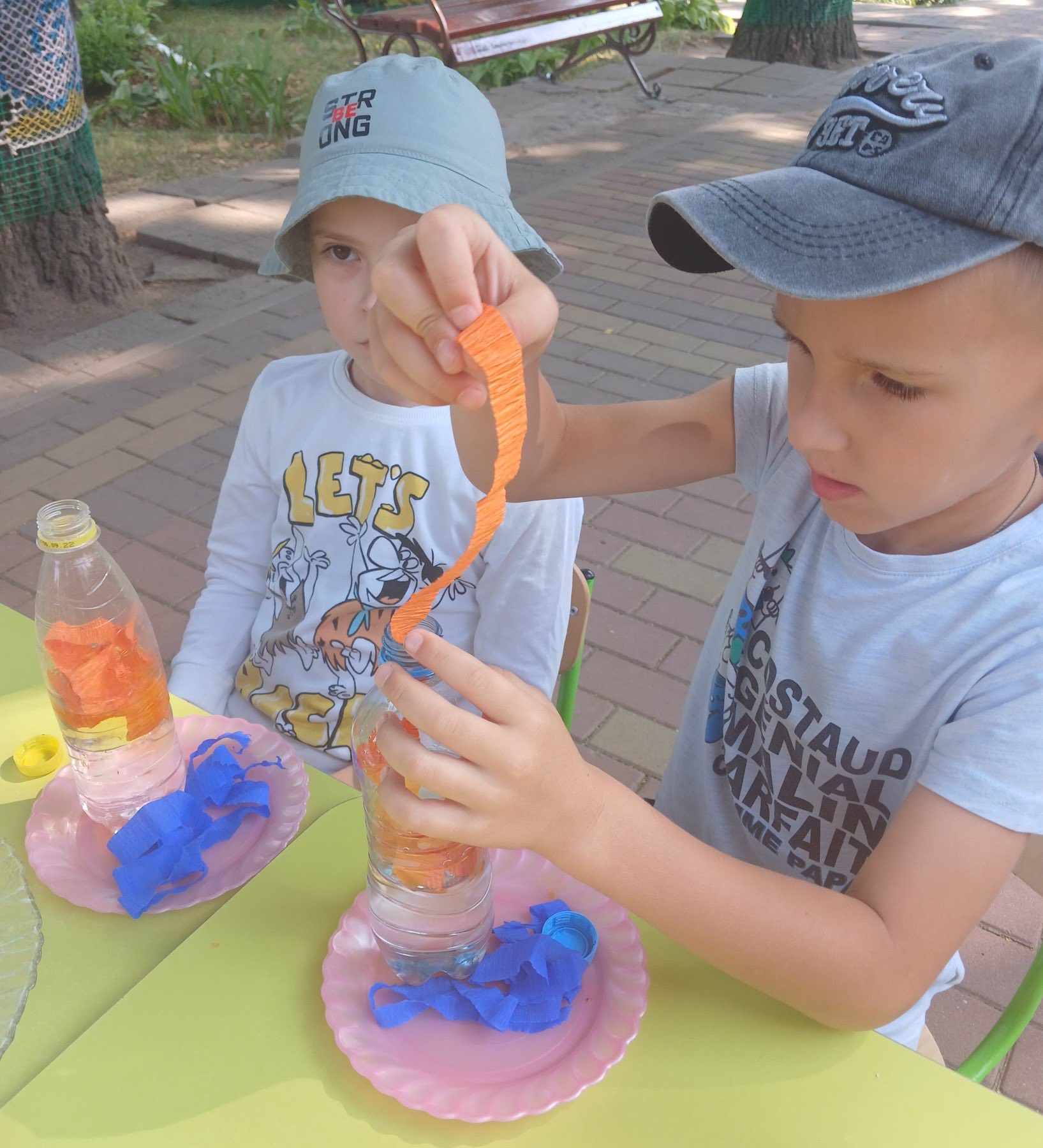 Фото без опису