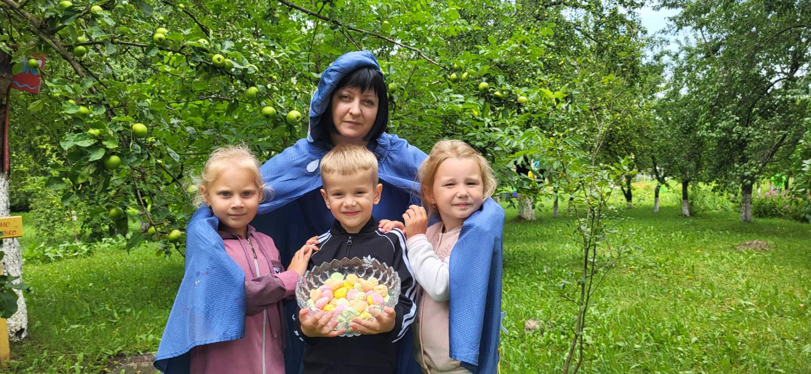 Фото без опису