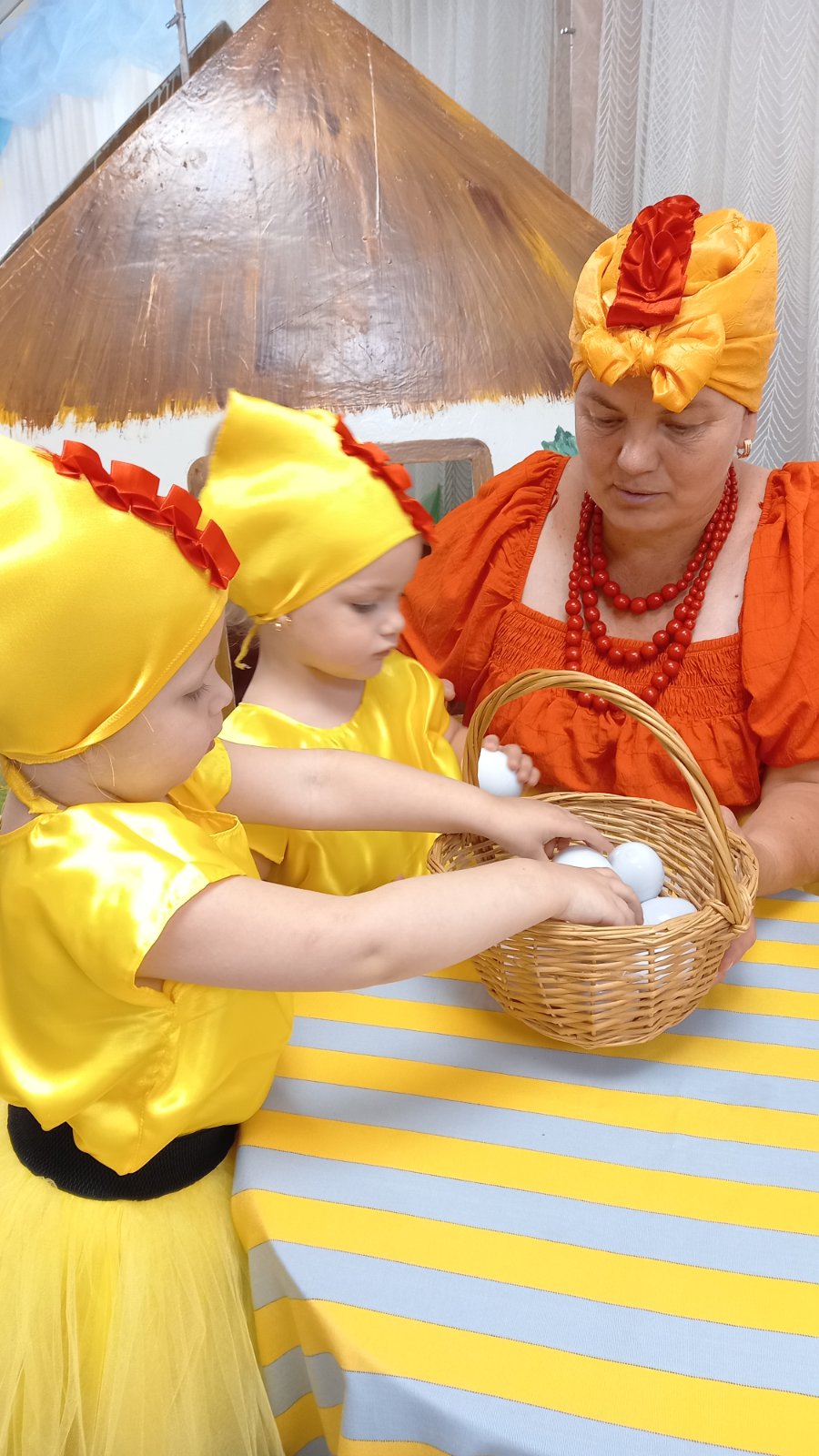 Фото без опису