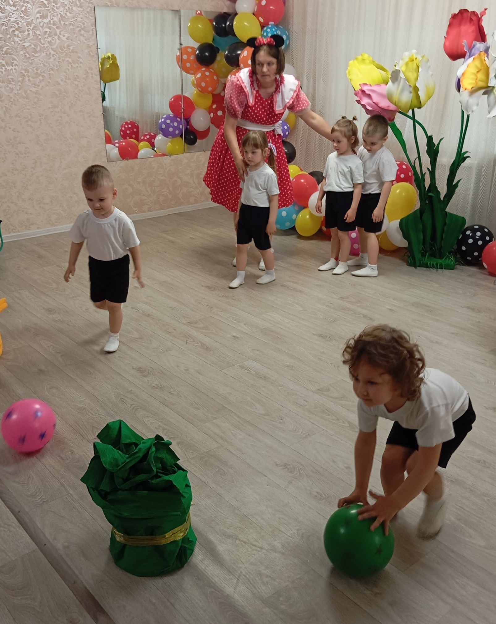 Фото без опису