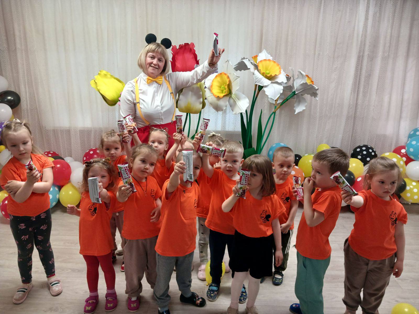 Фото без опису