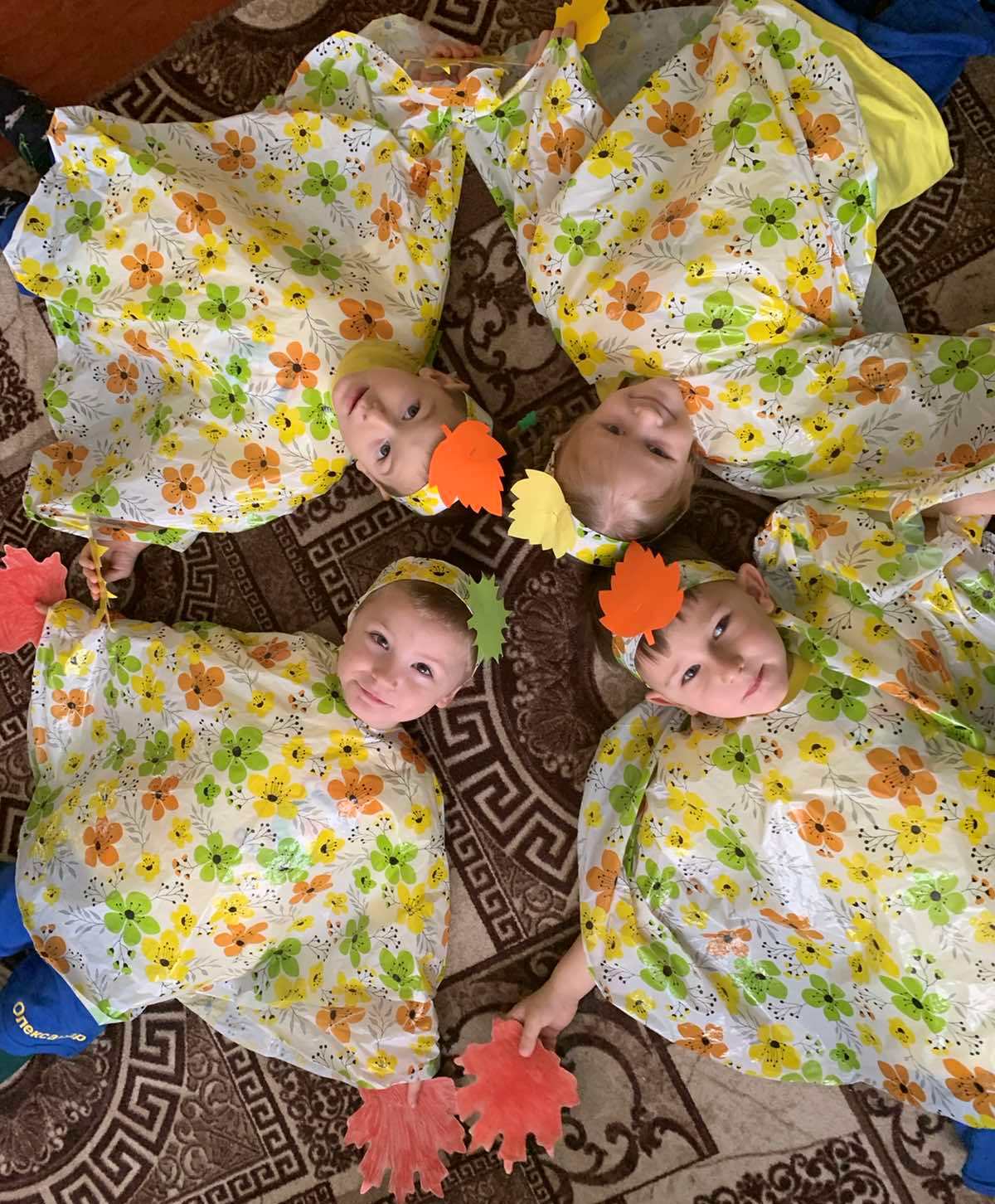 Фото без опису