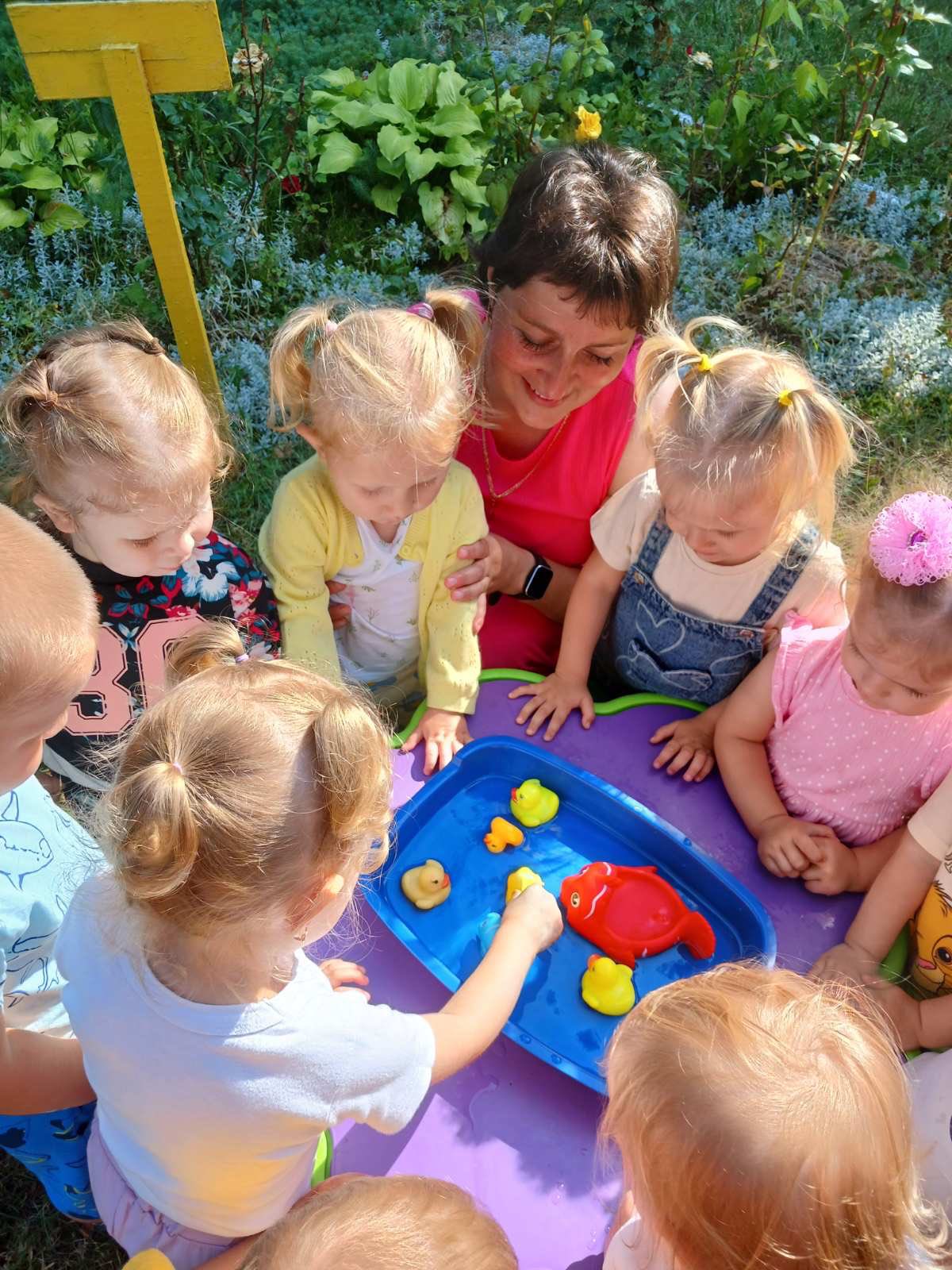 Фото без опису