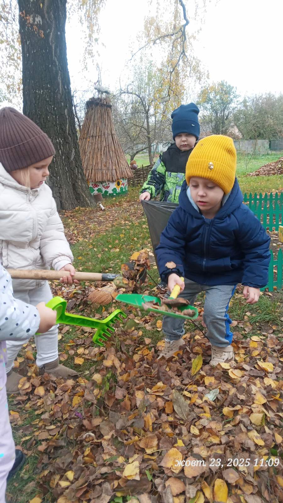 Фото без опису