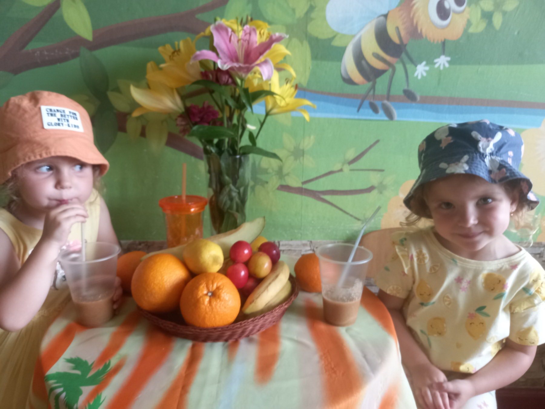 Фото без опису