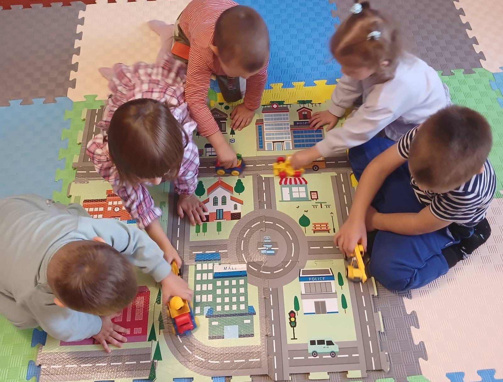 Фото без опису