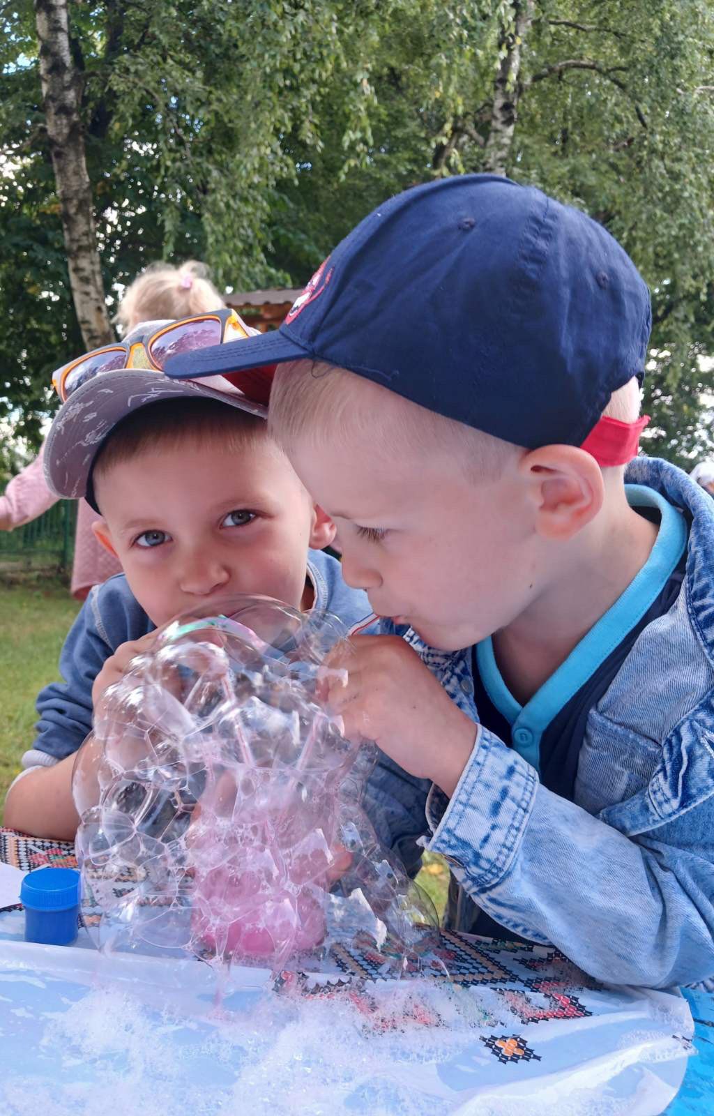 Фото без опису