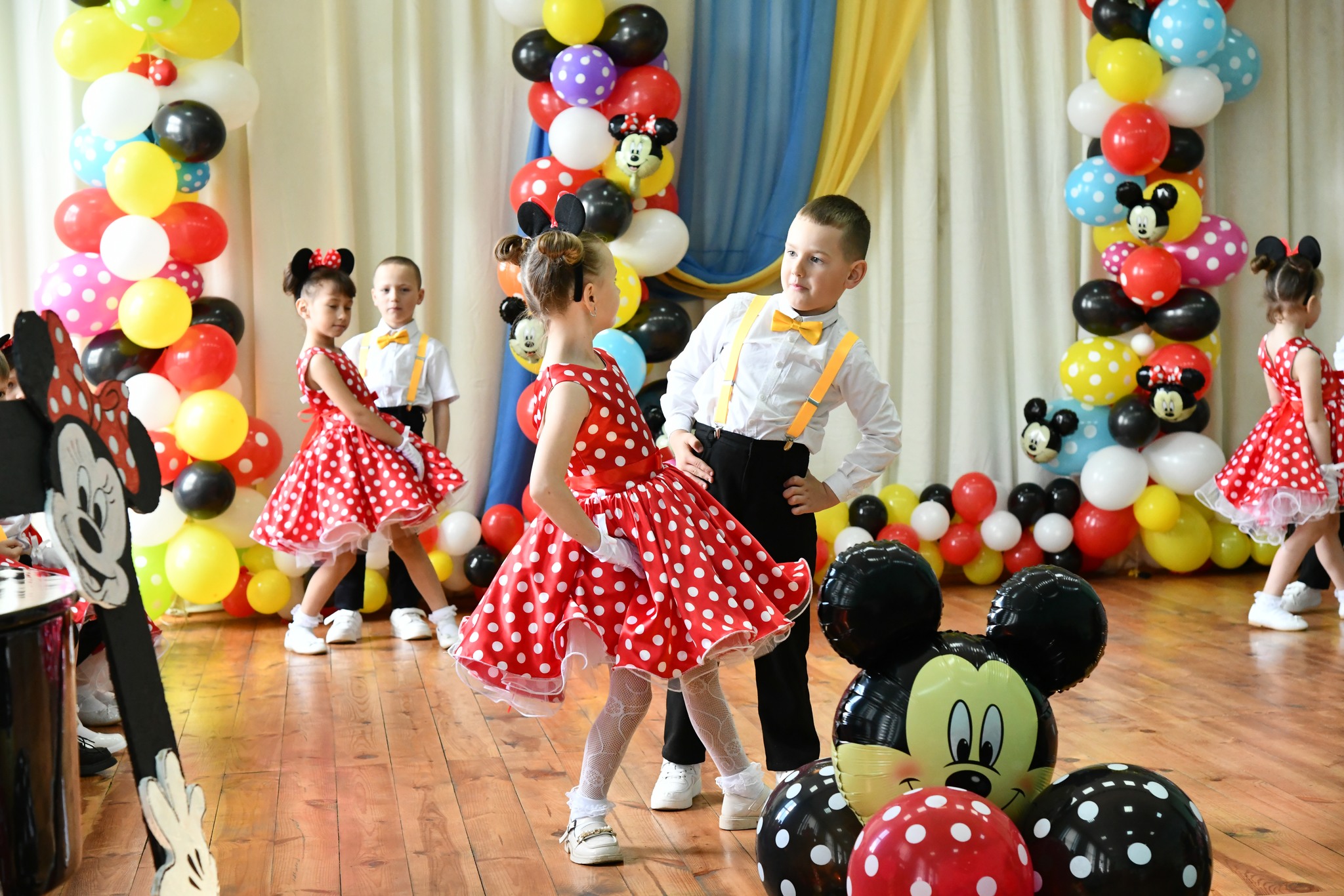 Фото без опису