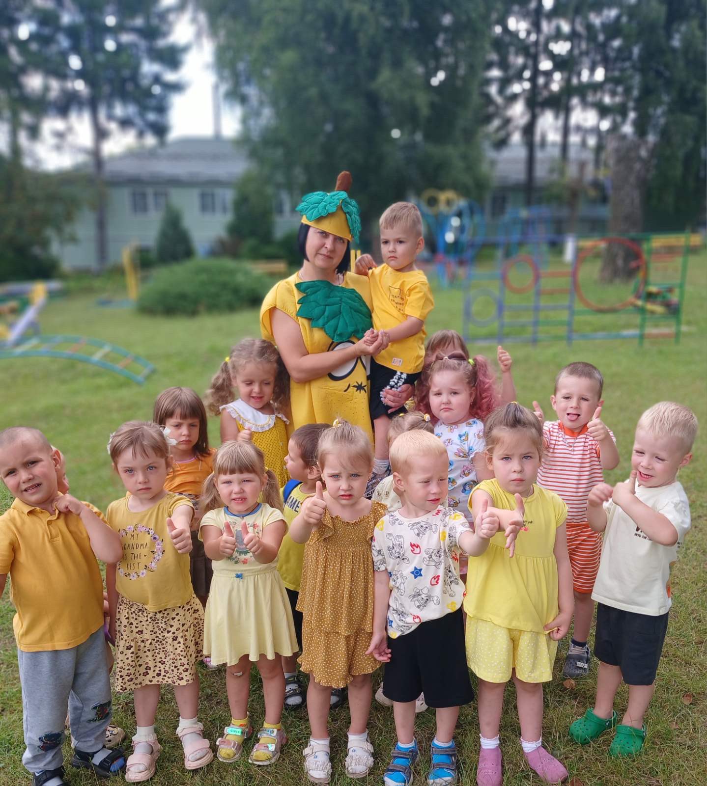 Фото без опису