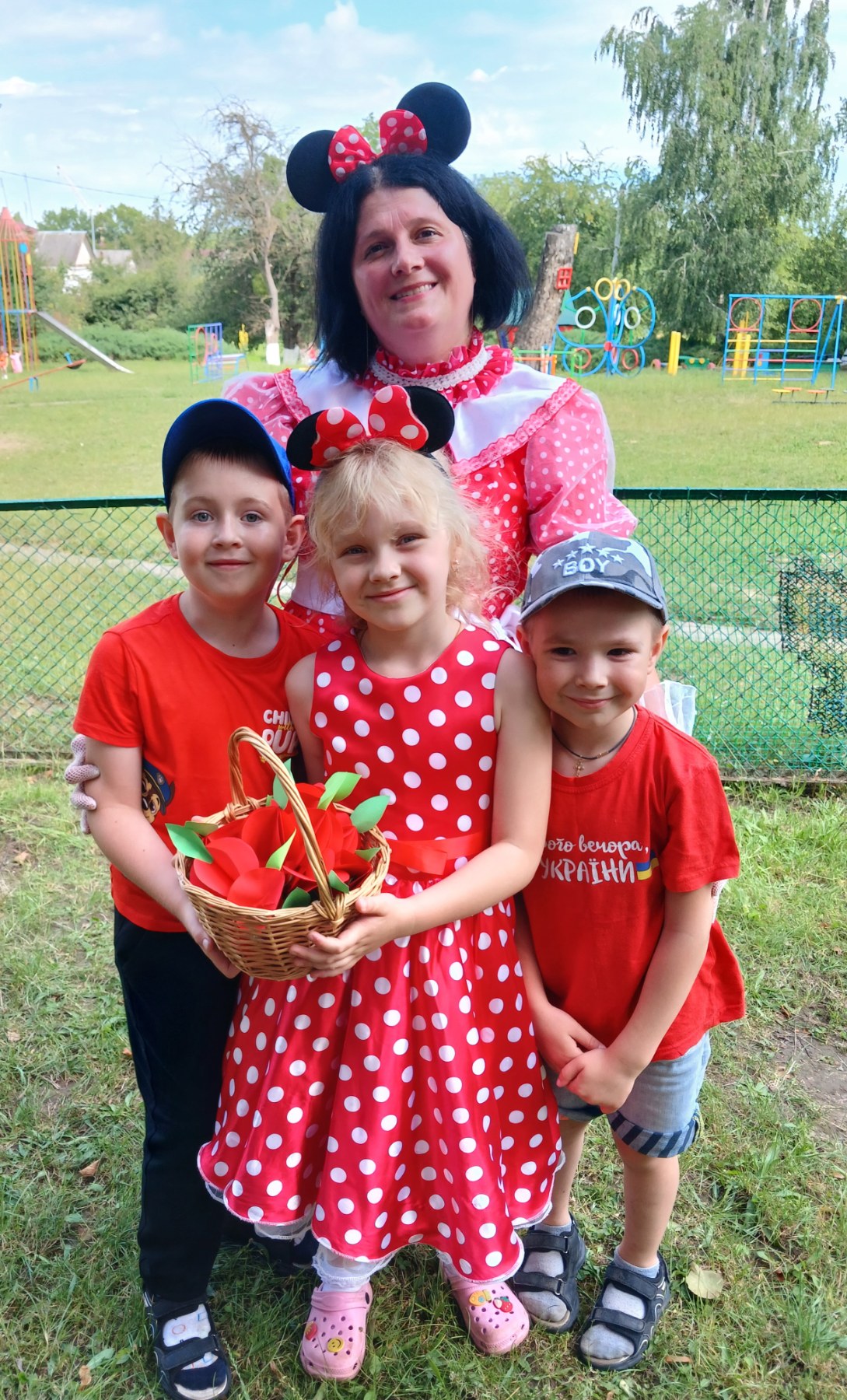 Фото без опису