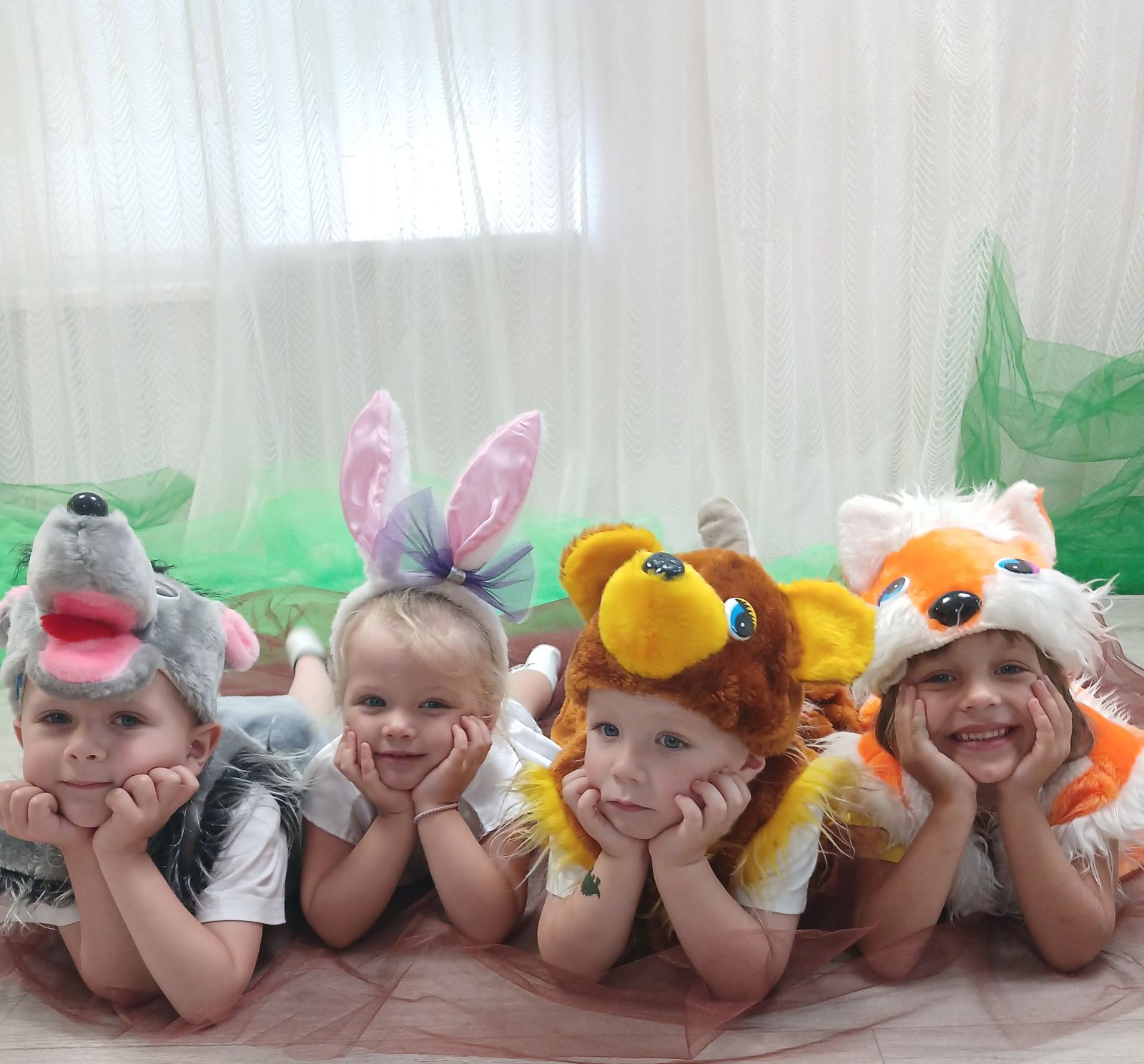 Фото без опису