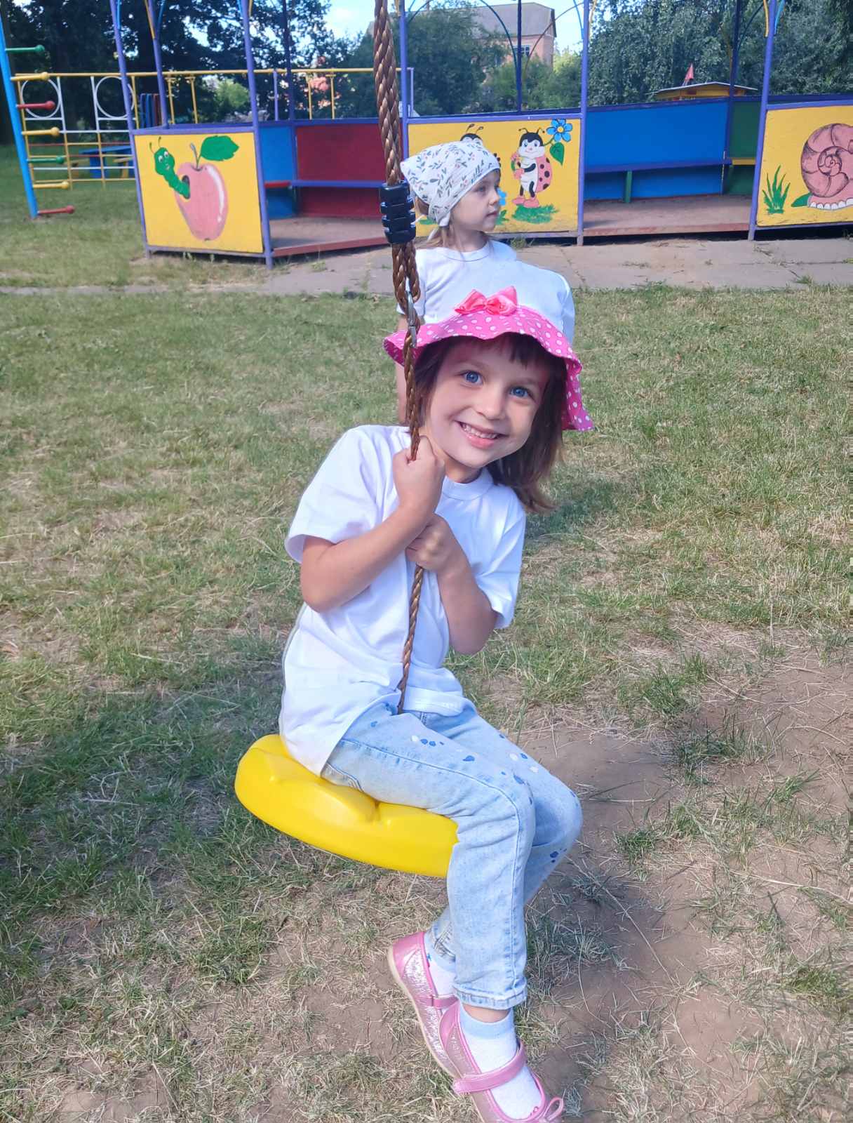 Фото без опису