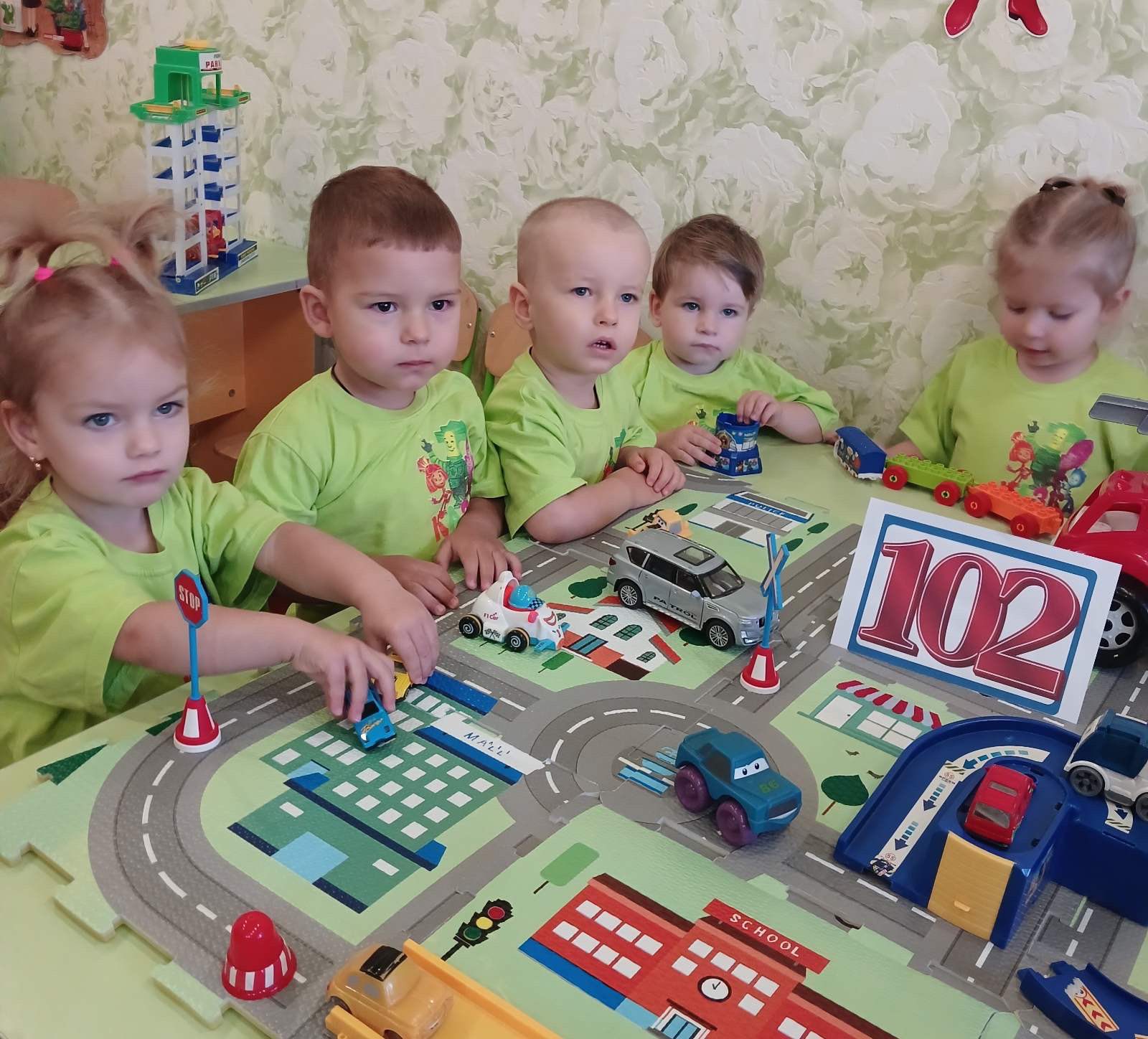 Фото без опису