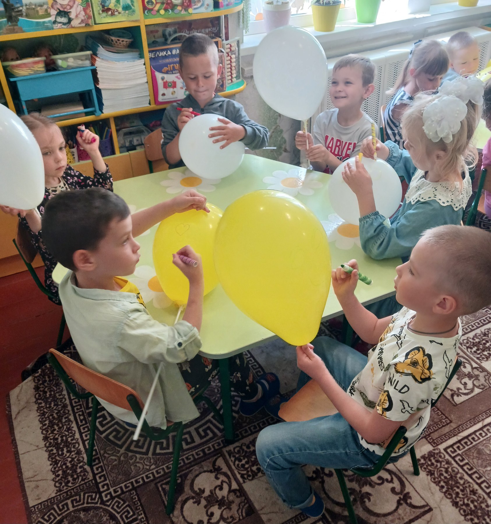 Фото без опису