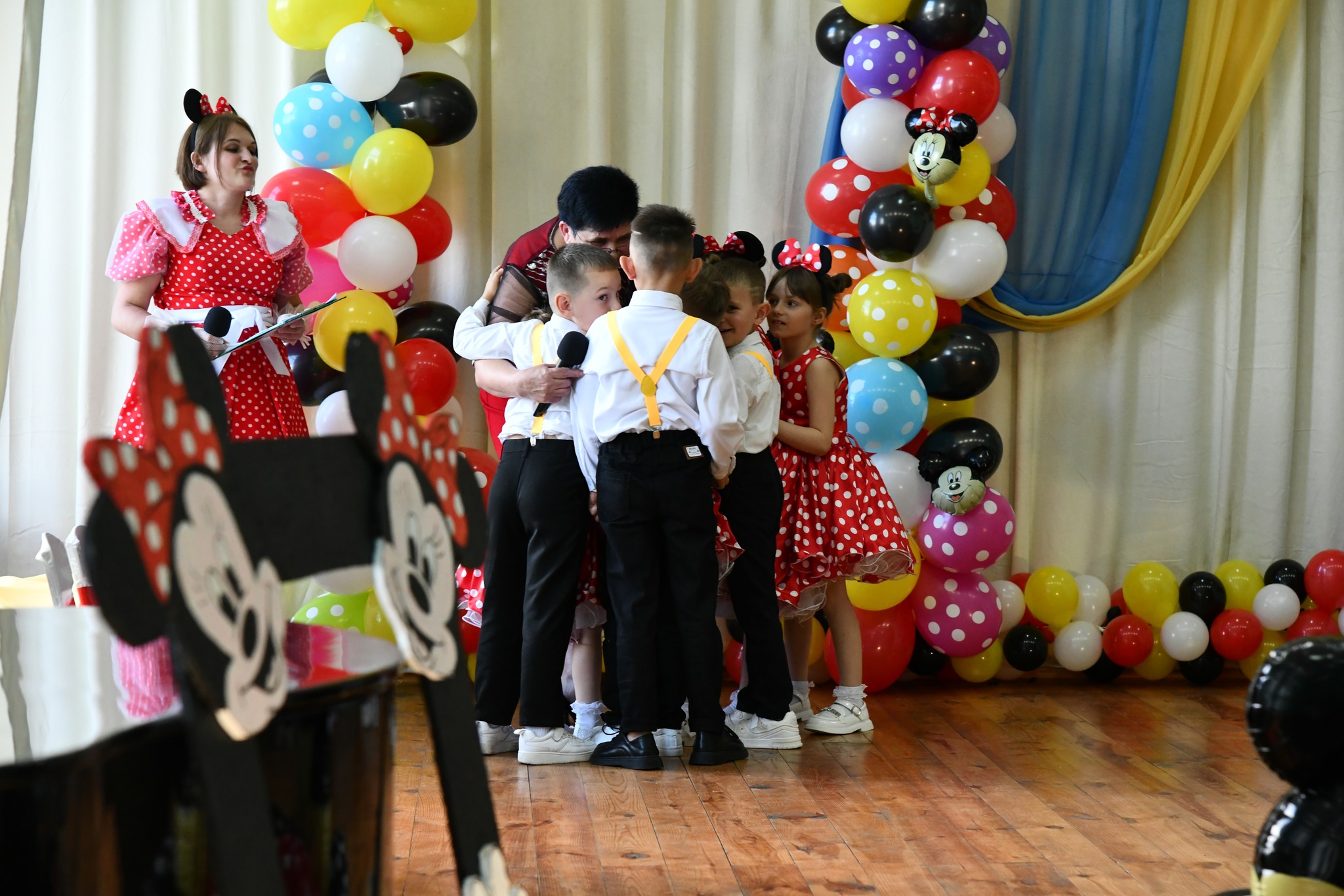 Фото без опису