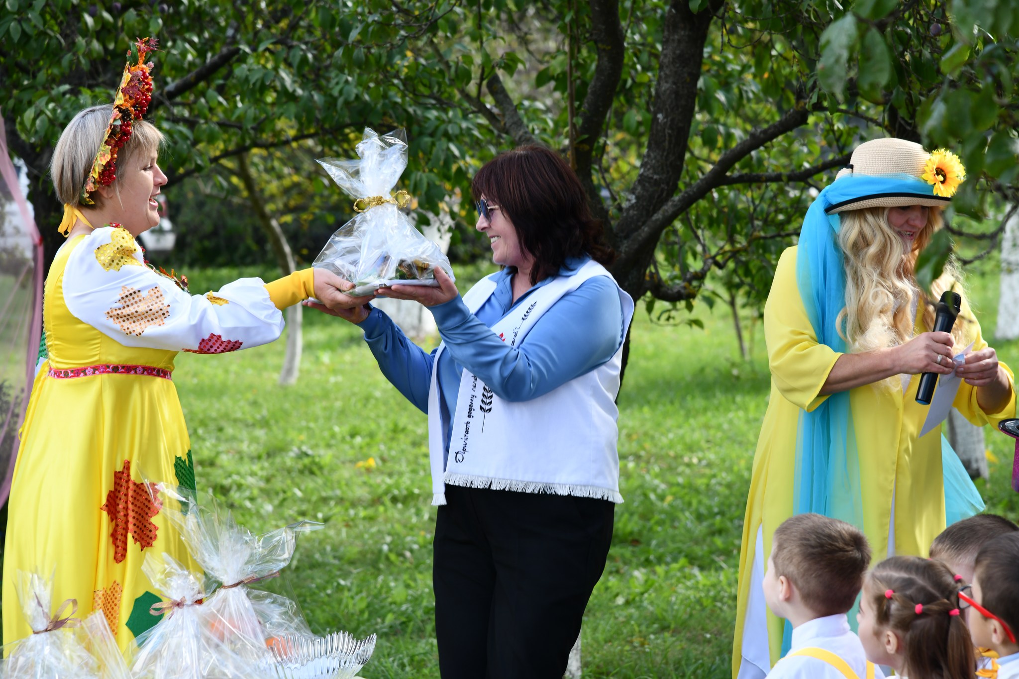 Фото без опису