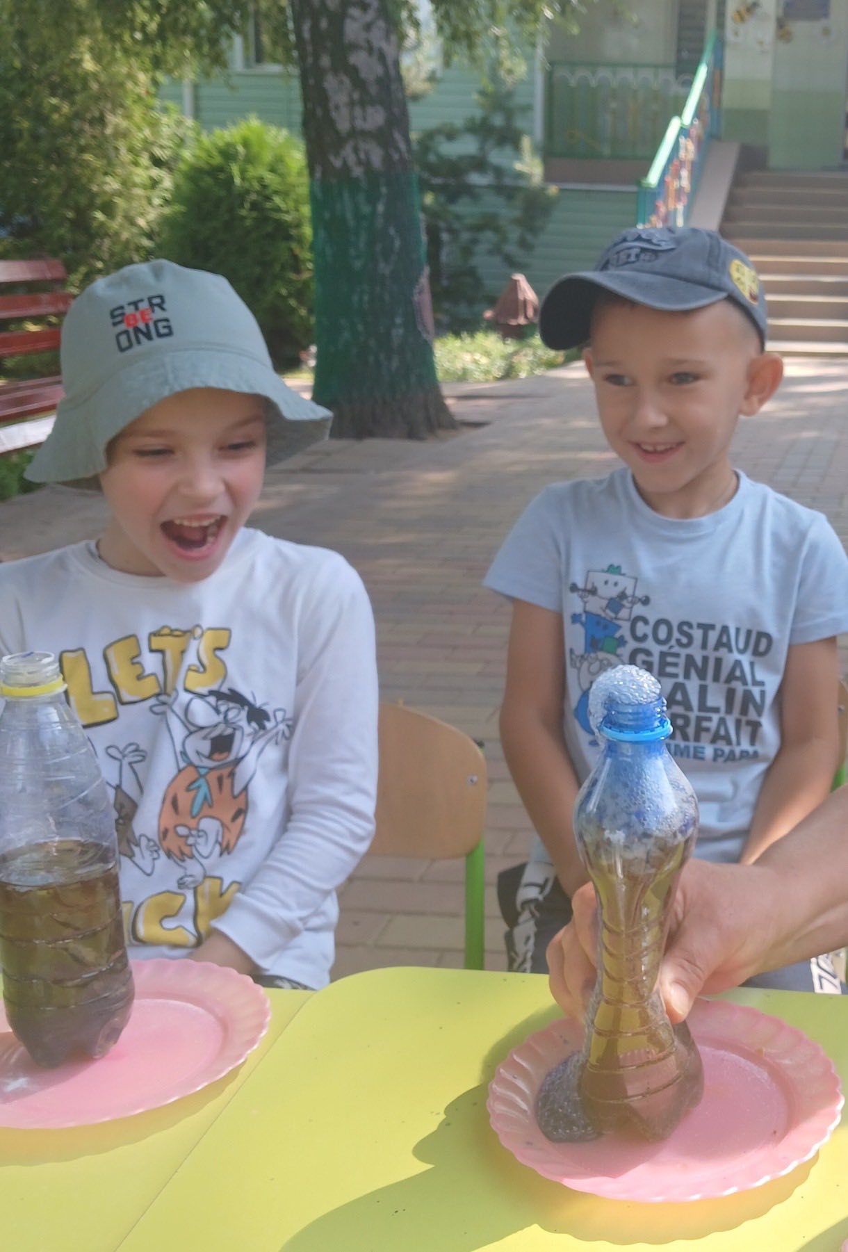 Фото без опису